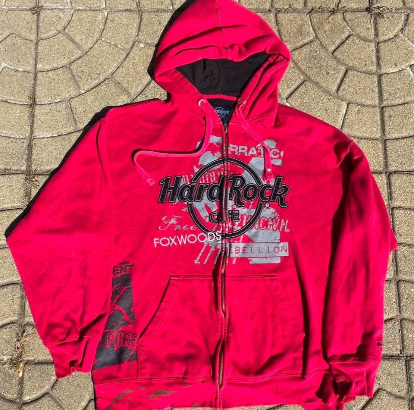 Y2K Hard Rock Cafe red and black zip up hoodie