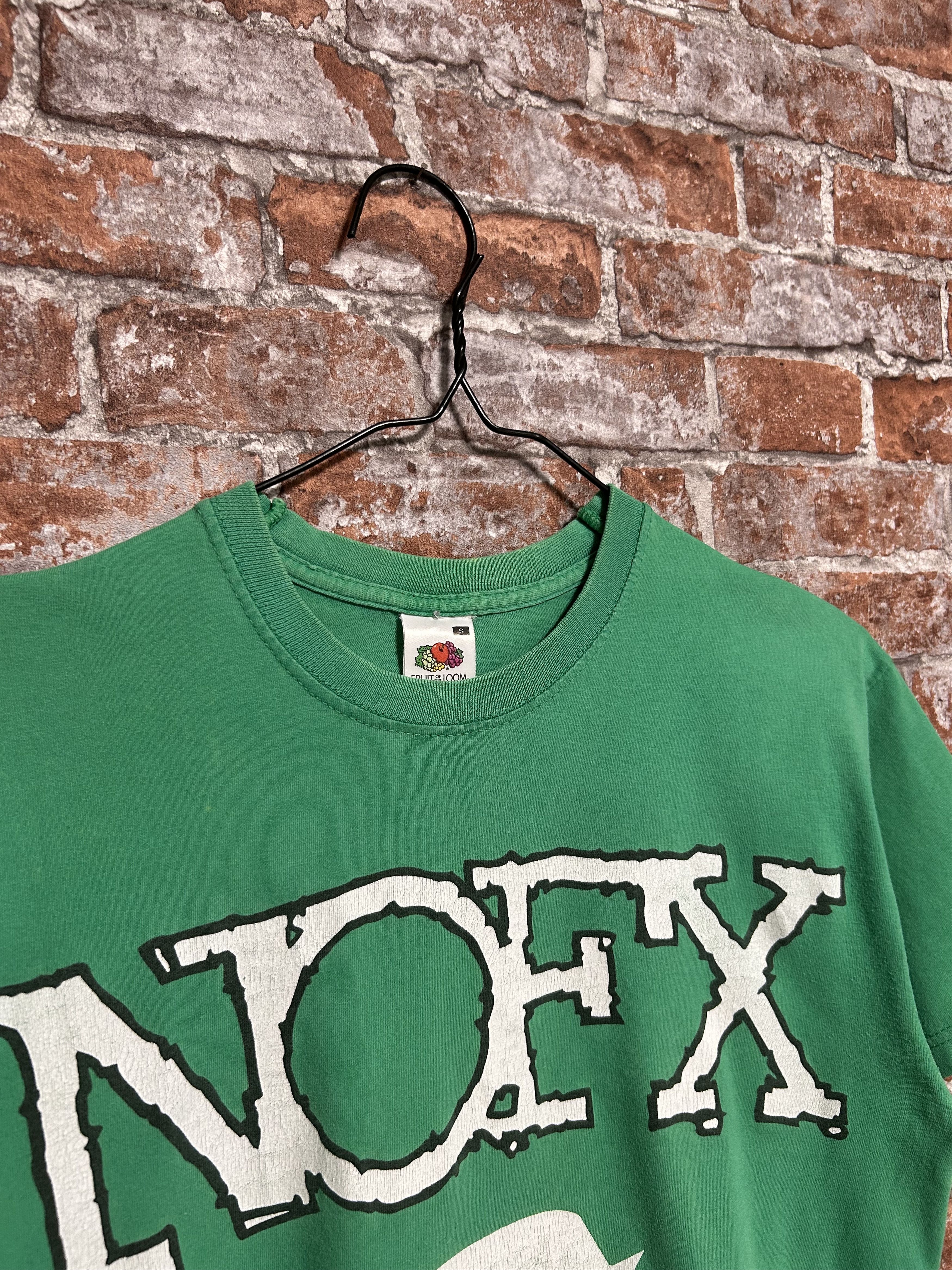 Band Tees Vintage 2000s NOFX Punk Rock Band T-shirt Size US S / EU 44-46 / 1 - 4 Thumbnail