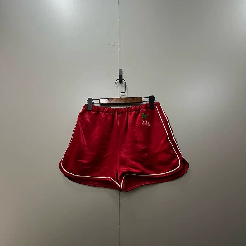 Gucci Gucci Size L GG cherry embroidered shorts size L 2502-Next Size US 39 - 1 Thumbnail