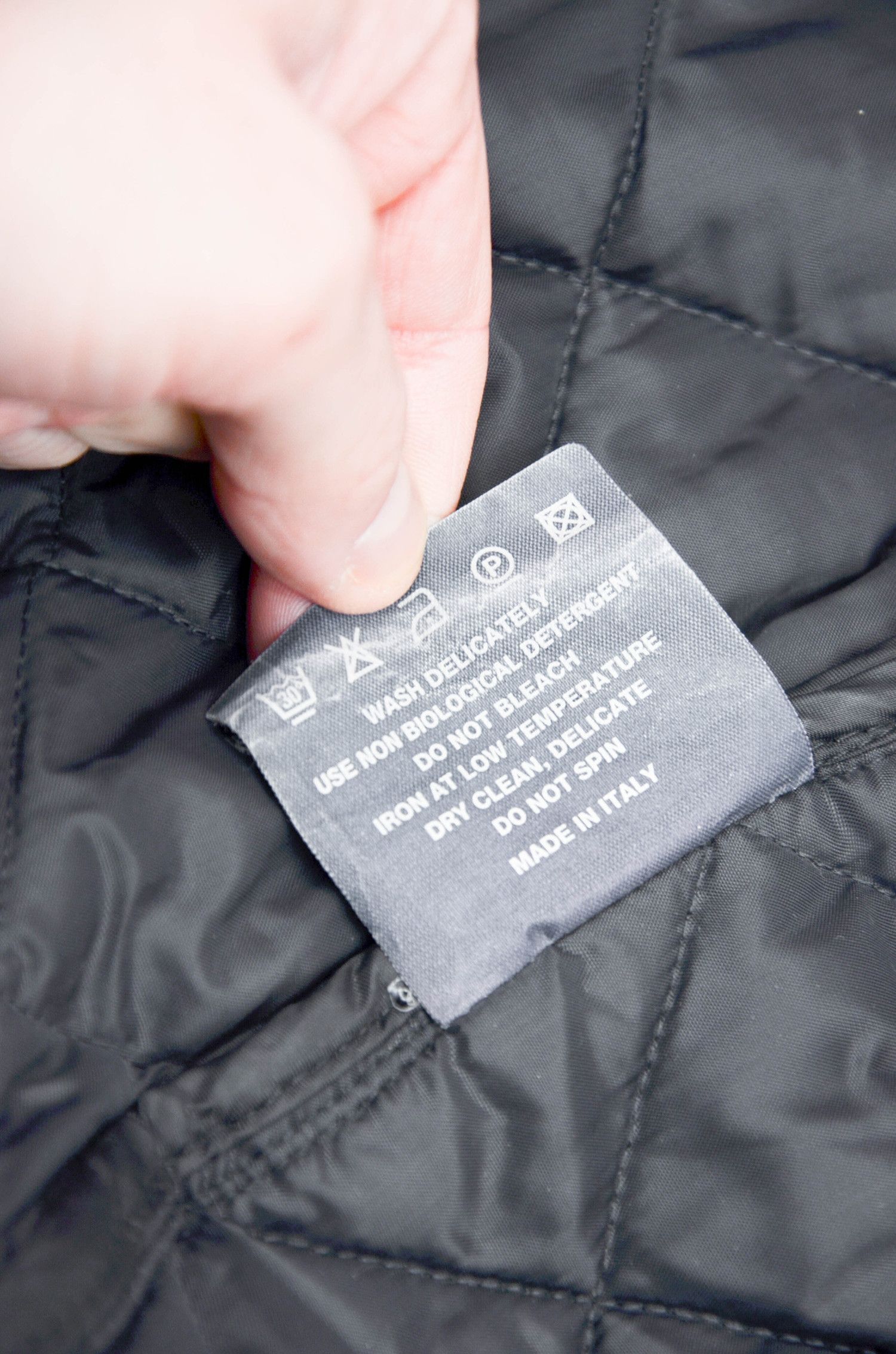 Henri Lloyd Henri Lloyd Quilted Field Jacket - Size M Size US M / EU 48-50 / 2 - 11 Thumbnail