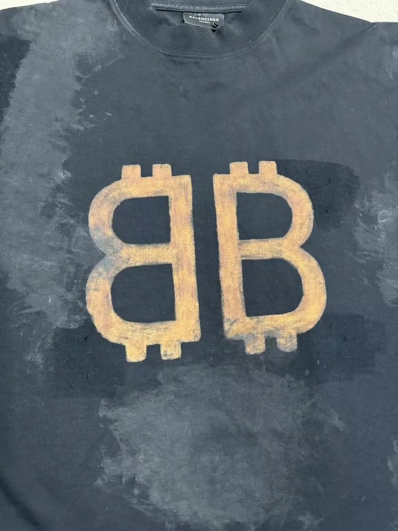 Balenciaga Balenciaga Mud dyed Bitcoin short sleeve Size US M / EU 48-50 / 2 - 4 Thumbnail