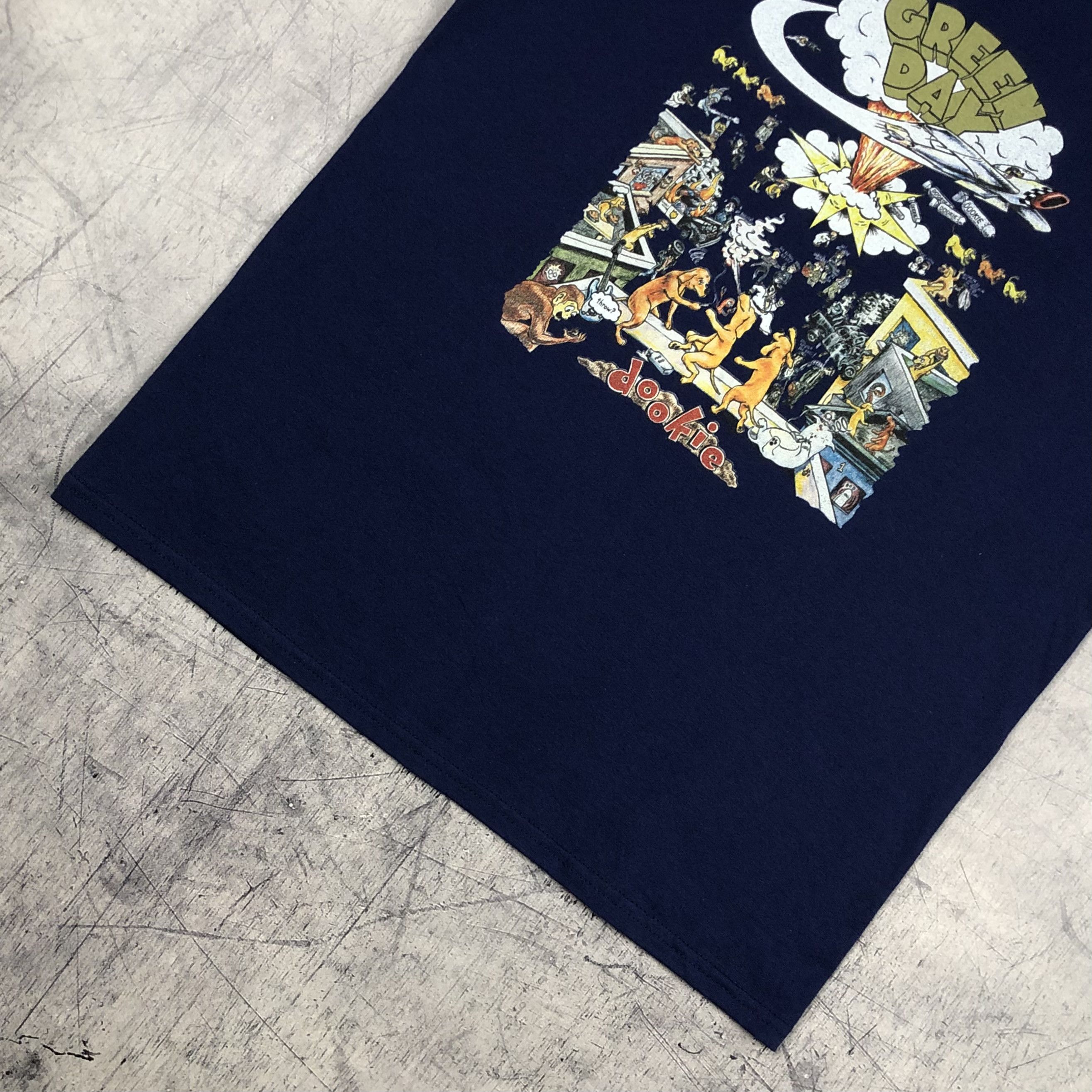 Band Tees Green Day Dookie Bomb Tee Size US S / EU 44-46 / 1 - 8 Thumbnail