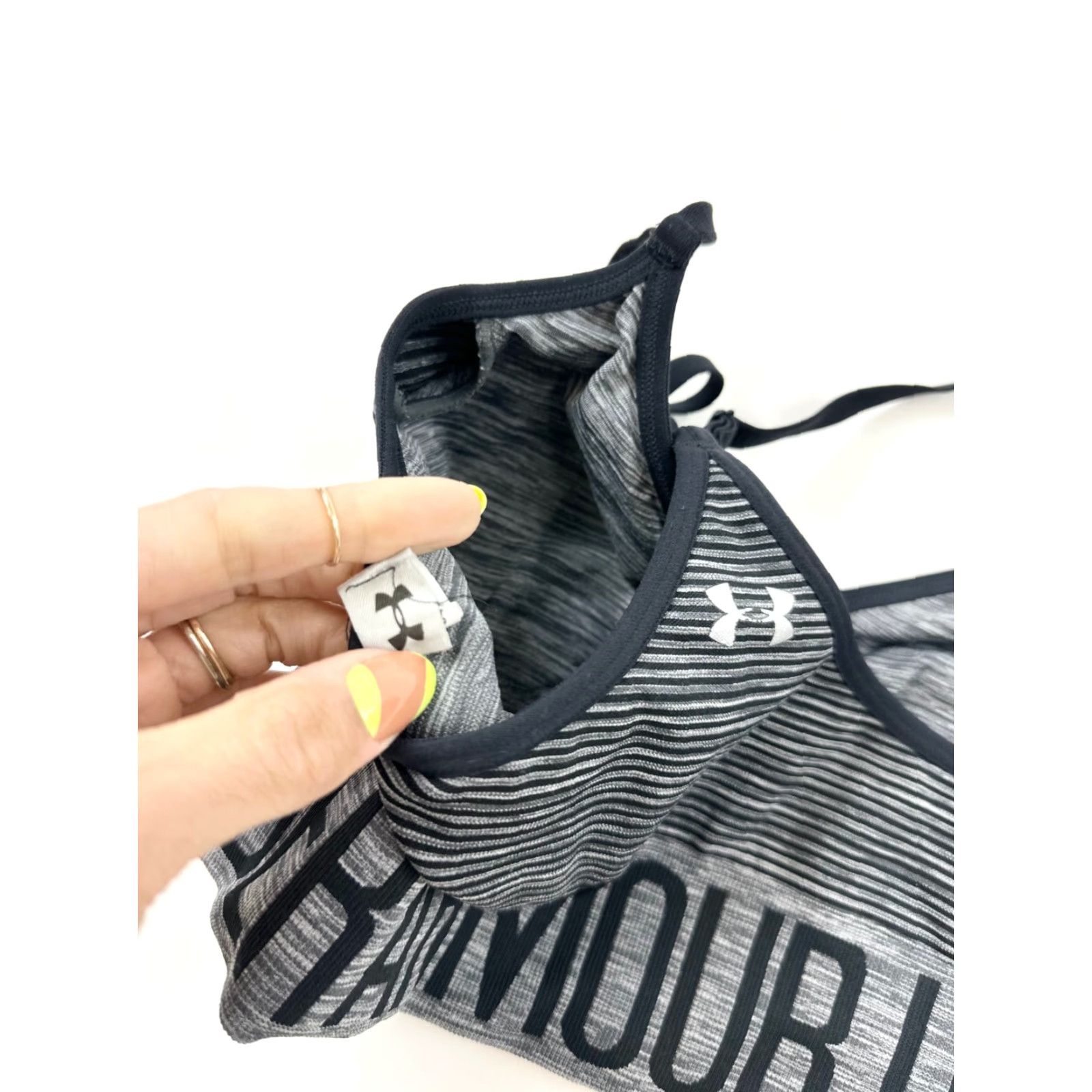 Under Armour Under Armour Sports Bra Womens Black Striped Wireless Medium Support Athleisure One Size Size ONE SIZE - 4 Thumbnail