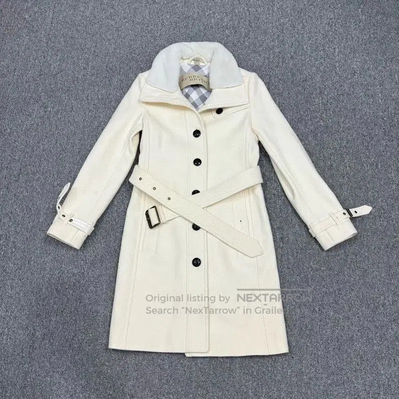 Burberry Burberry Cream Leather Women's Coat. Size S / US 4 / IT 40 - 1 Thumbnail