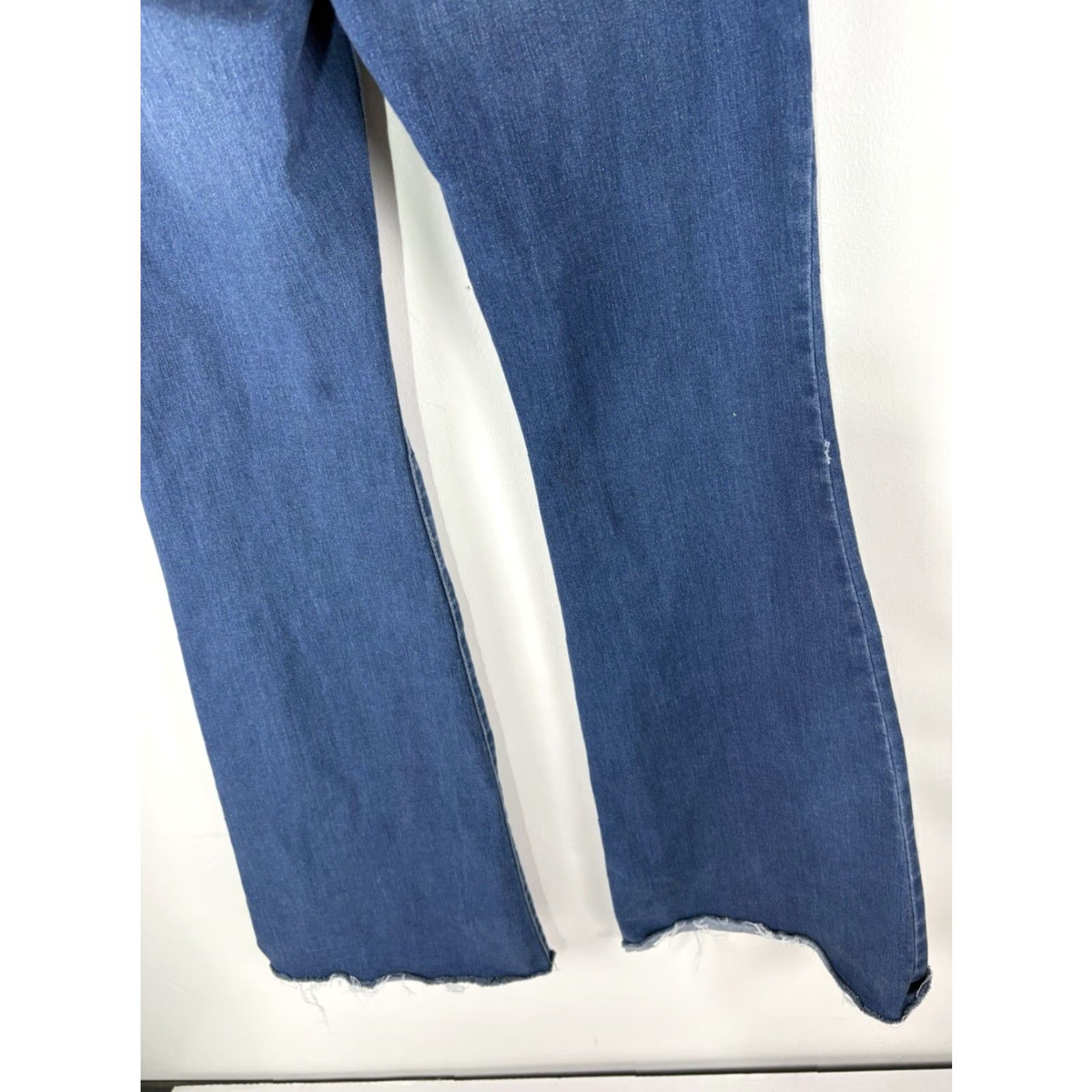 Vintage Sincerely Jules Wide Leg Jeans 7/28 Size Womens Blue Cotton Polyester Spandex Denim Raw Wash 5-Pocket Button Zip Rise Mid Inseam 30in Size 28" / US 6 / IT 42 - 6 Thumbnail