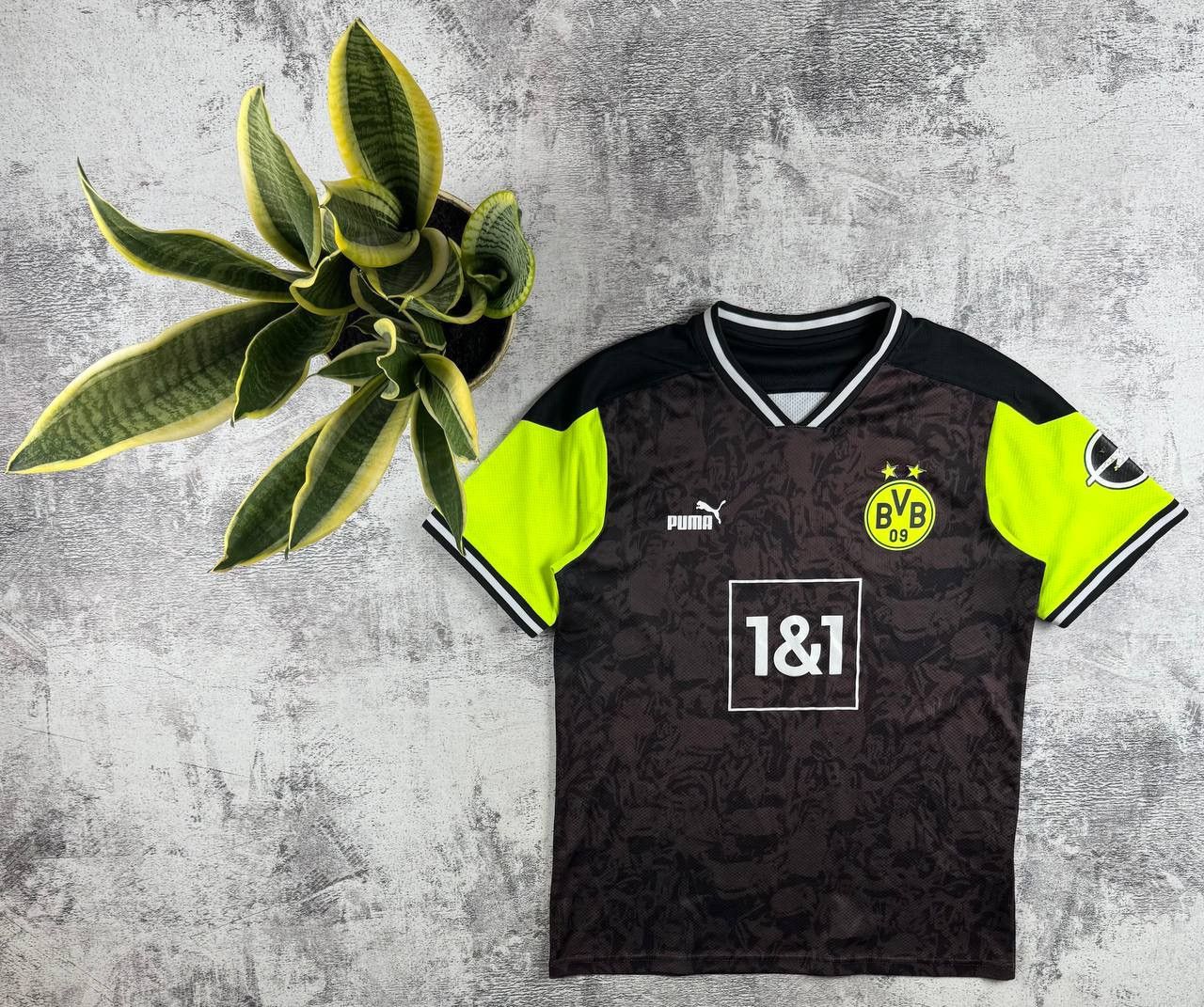 Puma Borussia Dortmund 2020 2021 Puma Men’s M Size Soccer Football T Shirt Jersey Kit Size US M / EU 48-50 / 2 - 1 Thumbnail
