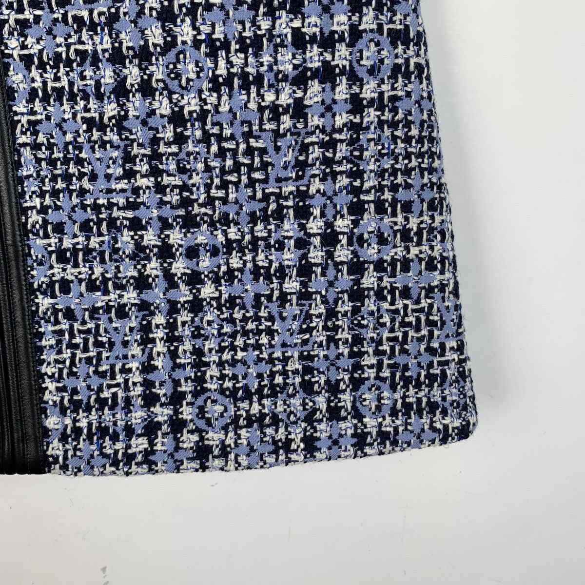 Louis Vuitton Louis Vuitton Blue All-over Logo Jacquard Skirt K26WX Size 24" / US 00 / IT 34 - 4 Thumbnail