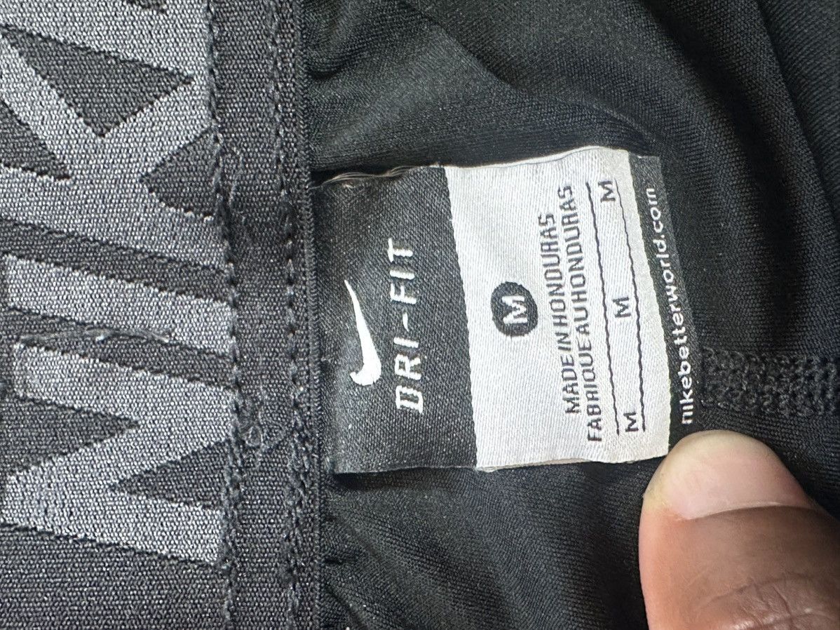 Nike Nike Dri-FIT Black Training Shorts Size M Size US 32 / EU 48 - 3 Thumbnail