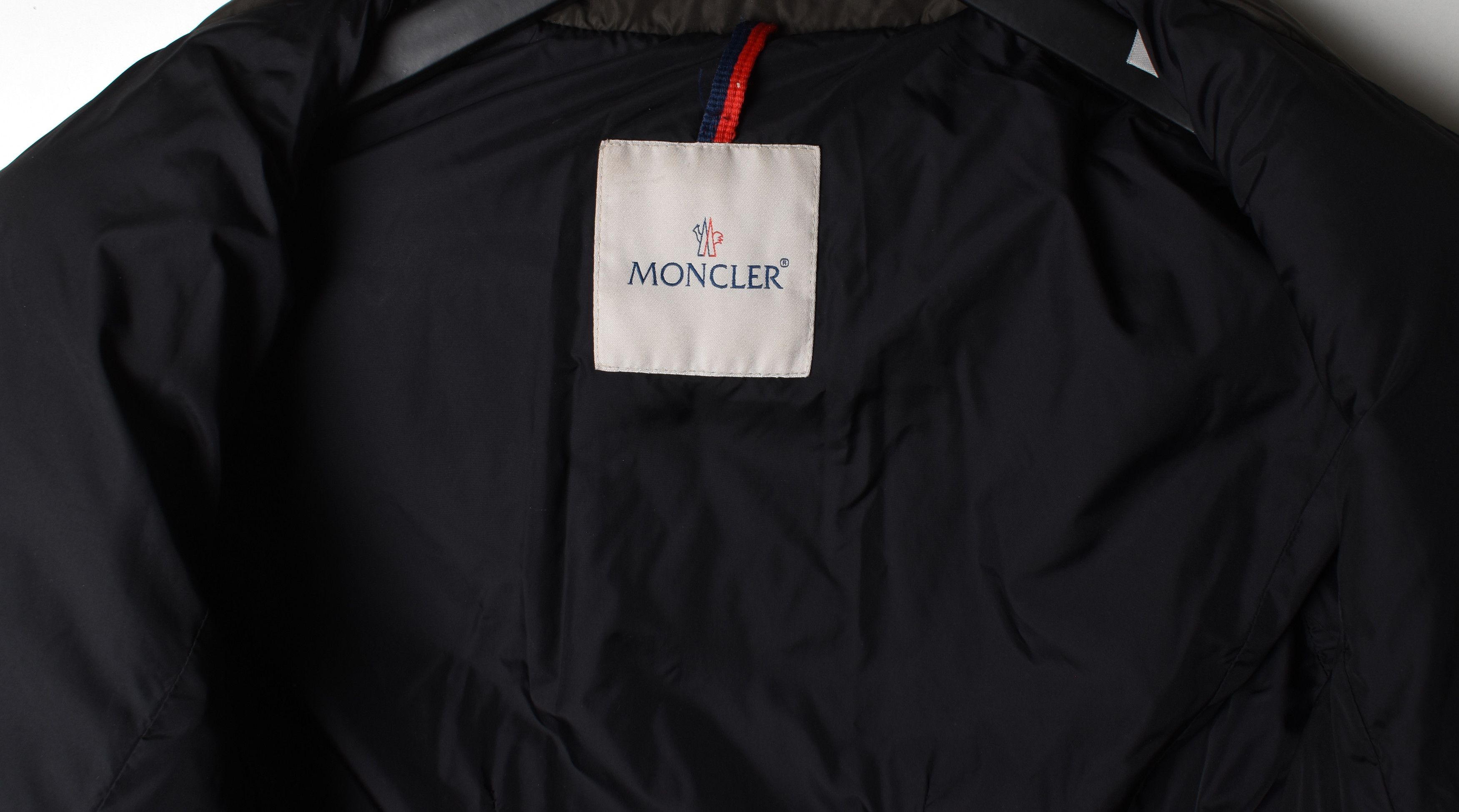 Moncler Original Moncler Oiron Women Down Jacket Size 1 / S H5863 Size S / US 4 / IT 40 - 6 Thumbnail