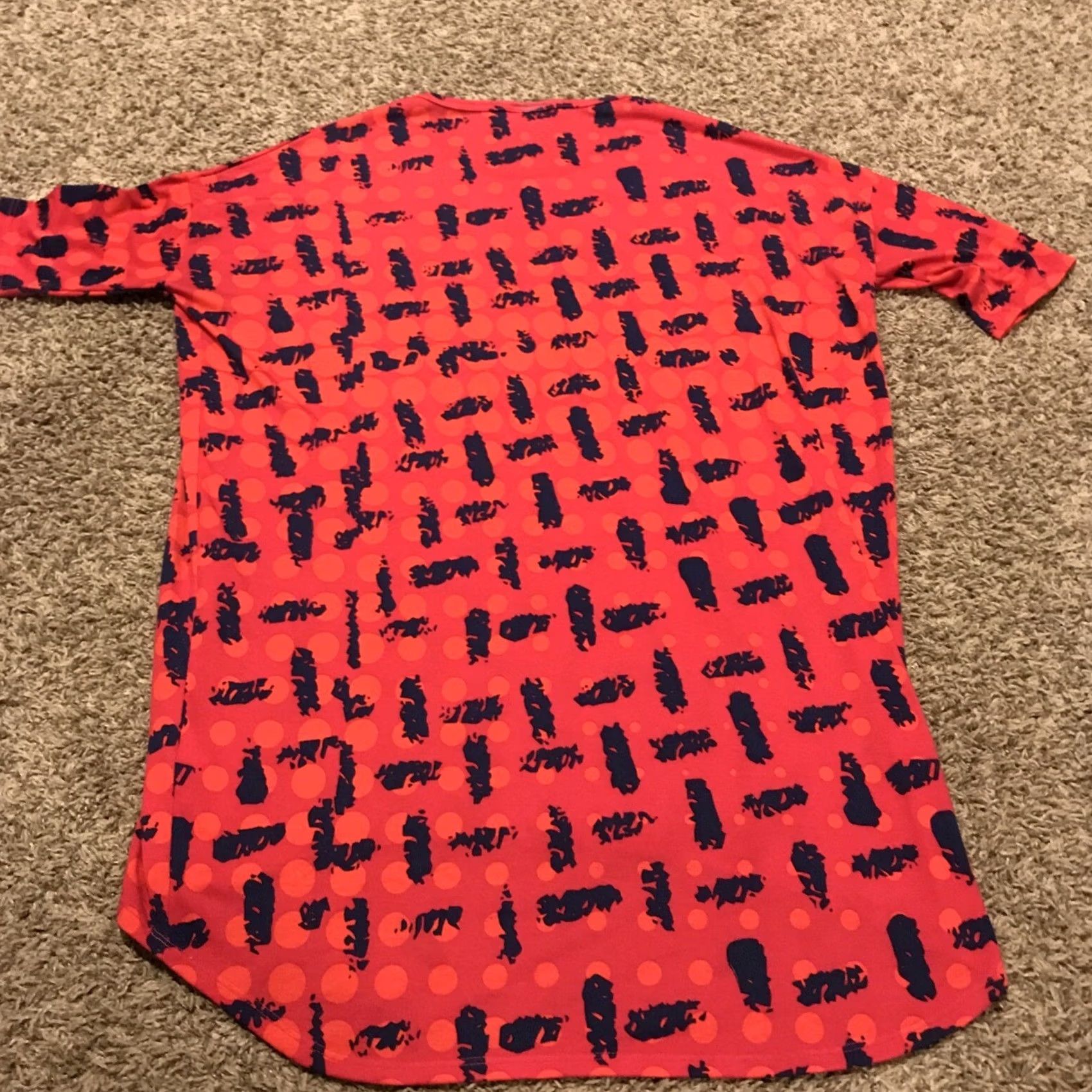 Vintage LuLaRoe Shirt Womens XS Red Short Sleeve Polyester Blend Crew Neck T-Shirt Basic Lightweight B14 Size XS / US 0-2 / IT 36-38 - 3 Thumbnail