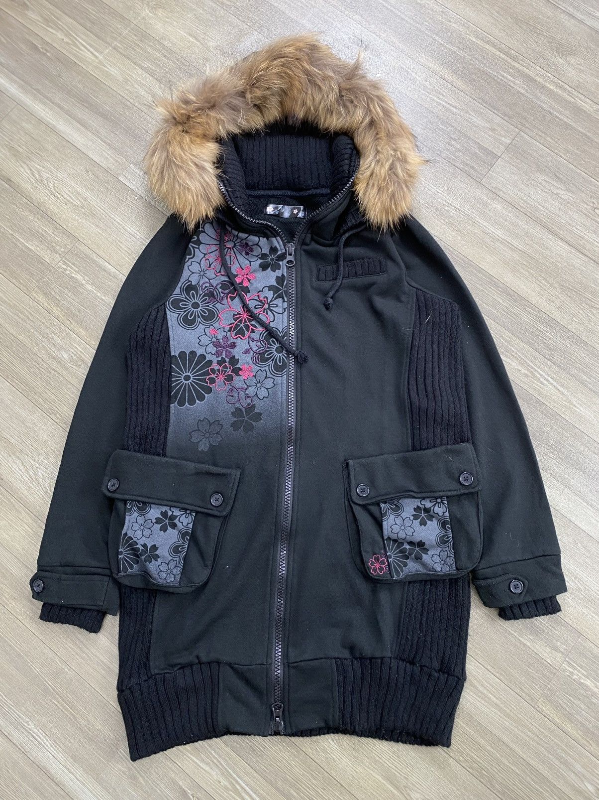 Karakuri Tamashii 2000s Miyabi Florals Ifsixwasnine Lgb Style Fur Bono Jacket Size US L / EU 52-54 / 3 - 1 Thumbnail