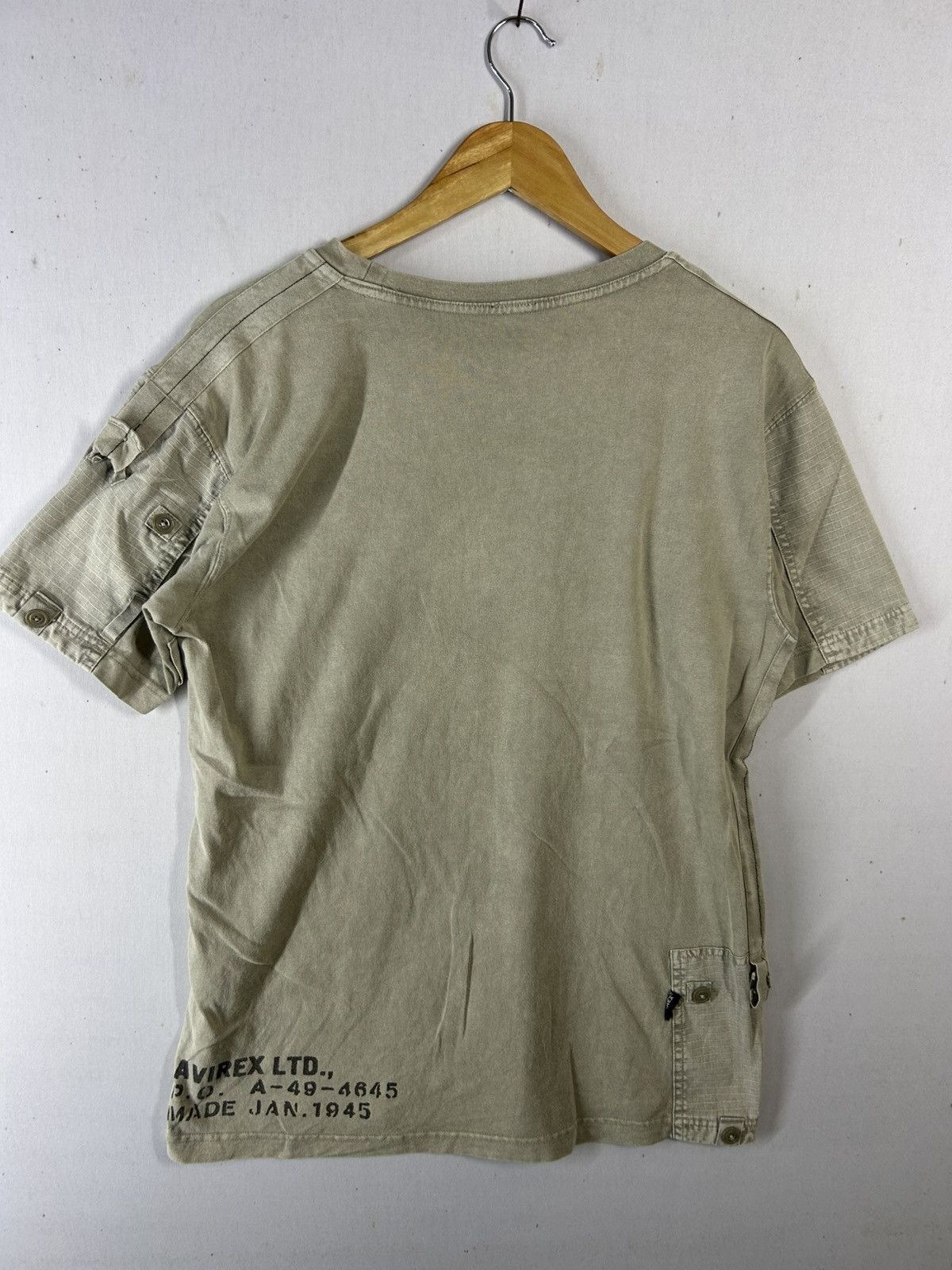Avirex × Vintage Rare🔥 Tactical Pocket Avirex tees Size US L / EU 52-54 / 3 - 8 Thumbnail