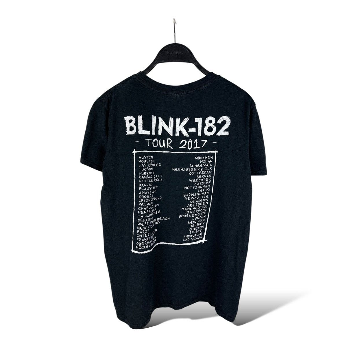 Band Tees Blink 182 Tour 2017 T-Shirt Punk Band Women’s Size M Size M / US 6-8 / IT 42-44 - 12 Thumbnail