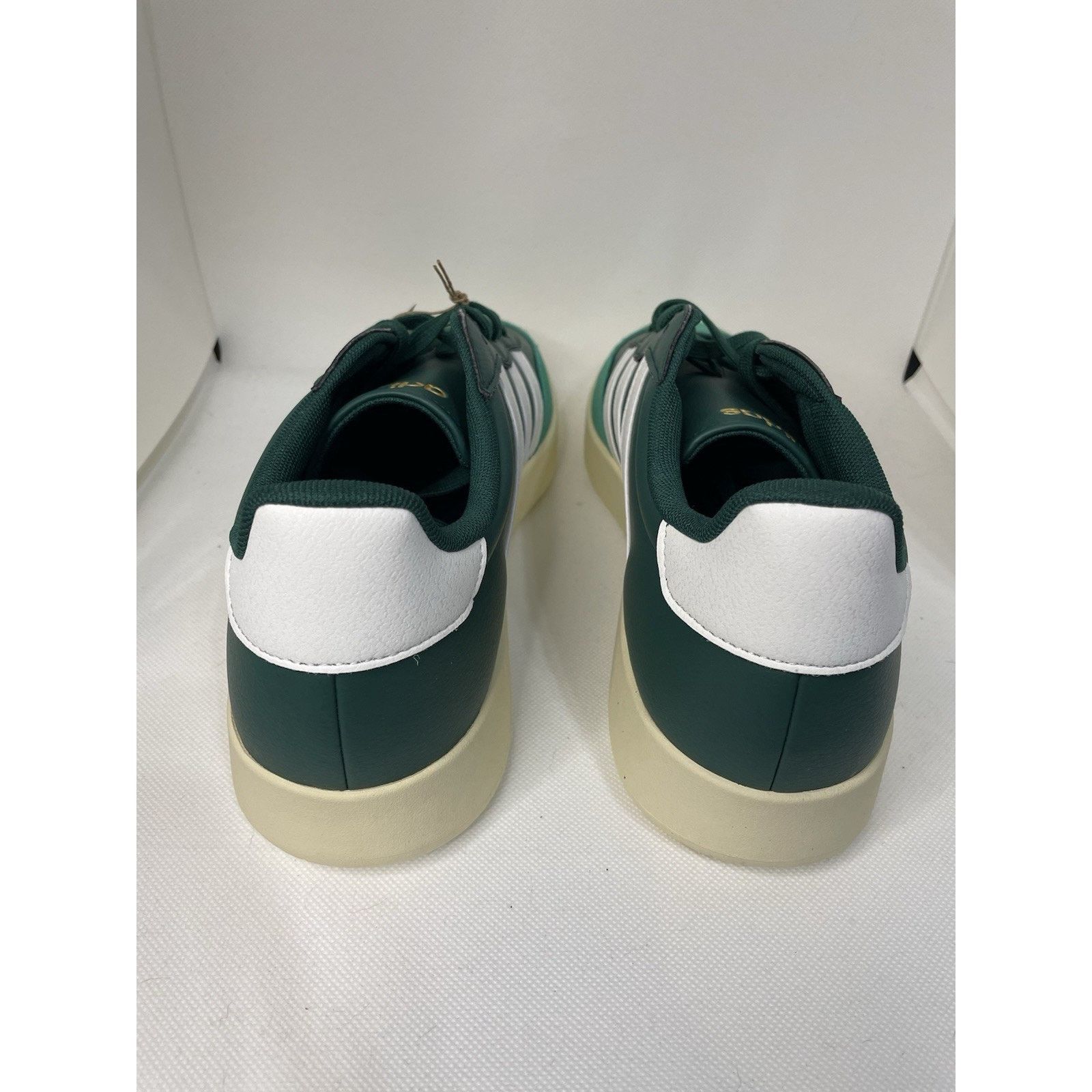 Adidas Adidas Barreda Model JR1320Sneakers Green Size 12 BNWT Size US 12 / IT 42 - 6 Thumbnail