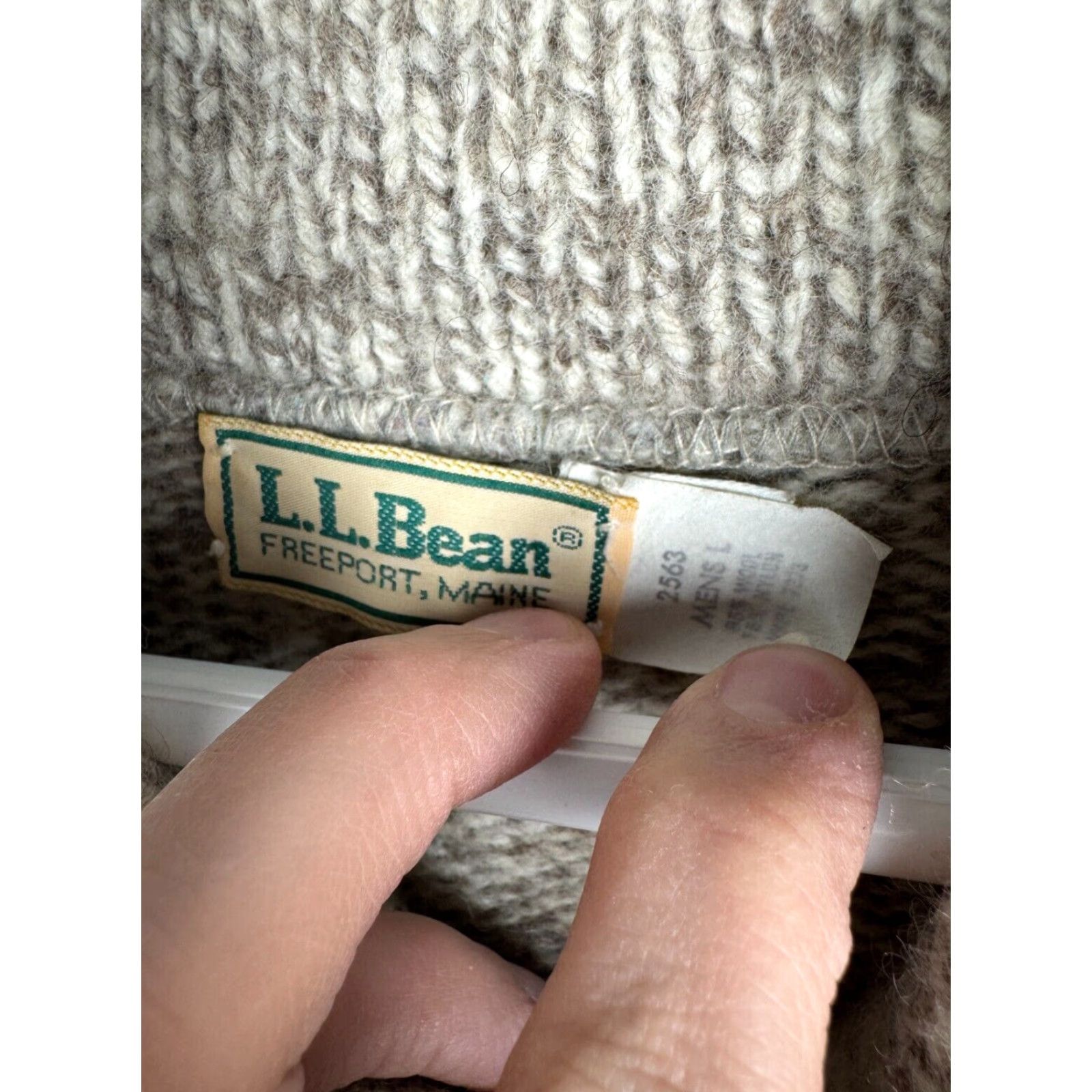 Vintage VINTAGE L.L. Bean Sweater Men’s Large Pullover Cowl Neck Wool Blend Beige Made USA 2563 Mens Size US L / EU 52-54 / 3 - 5 Thumbnail