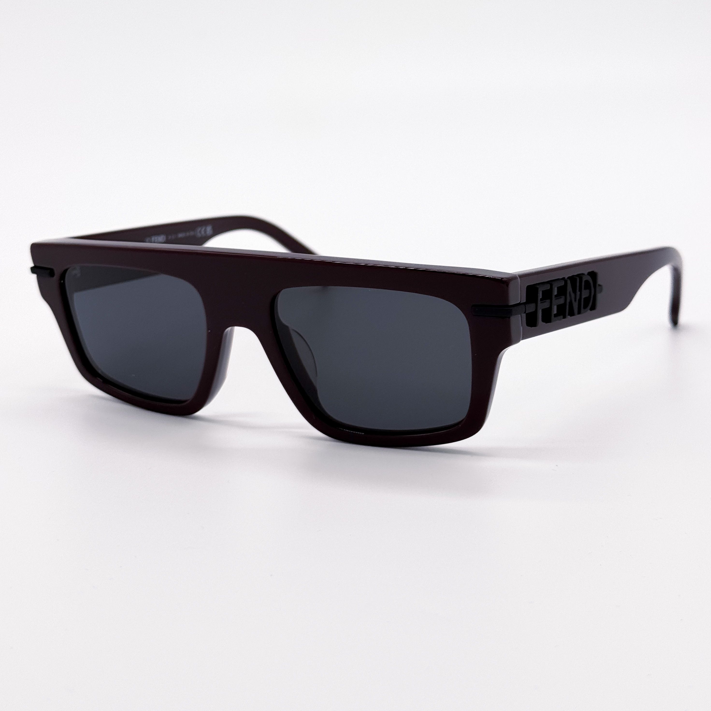 Fendi NEW FENDI FE40091U 69A BORDEAUX GREY SQUARE MEN SUNGLASSES Size ONE SIZE - 1 Thumbnail