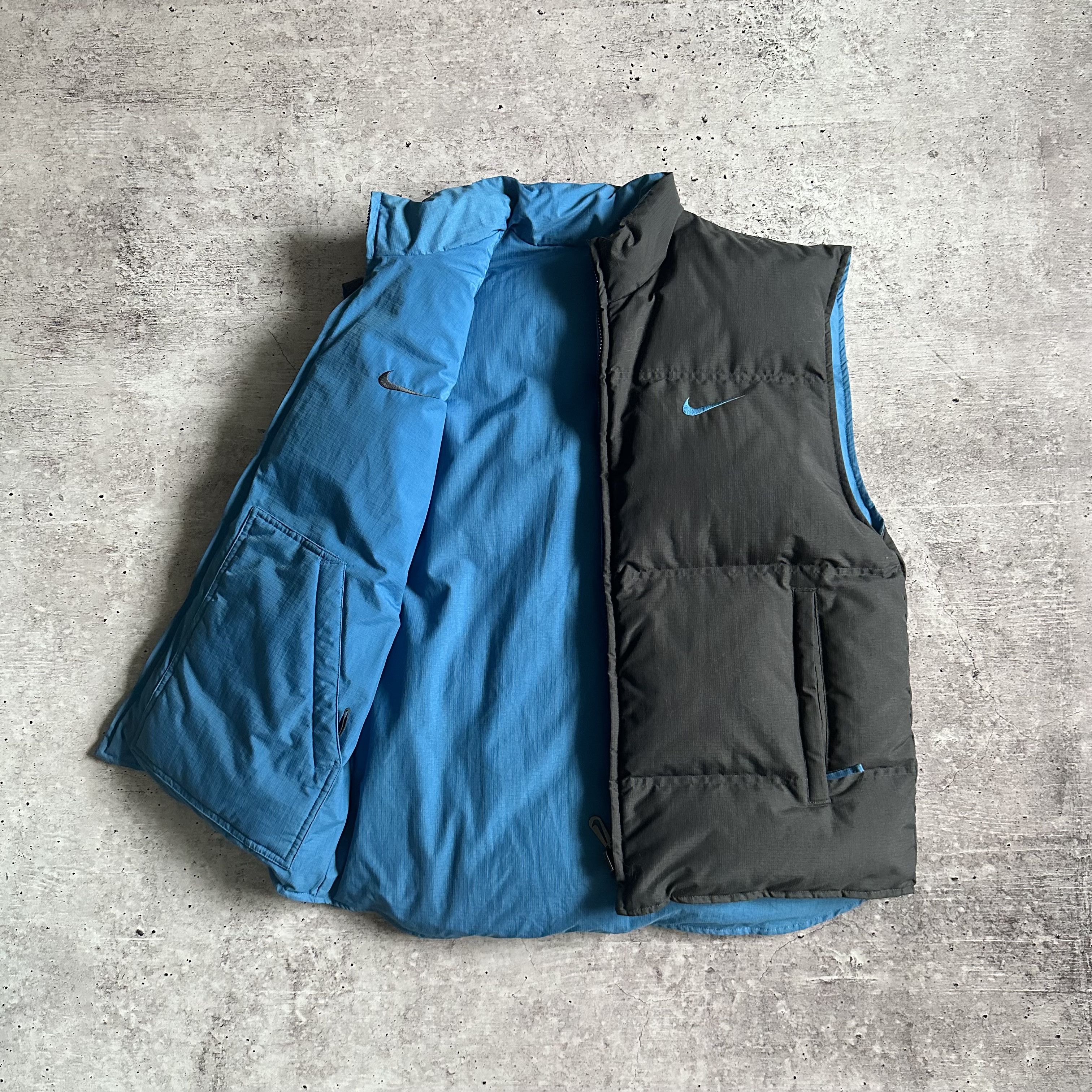 Nike 90s Vintage Nike Reversible Spellout Puffer Down Vest Size US M / EU 48-50 / 2 - 5 Thumbnail