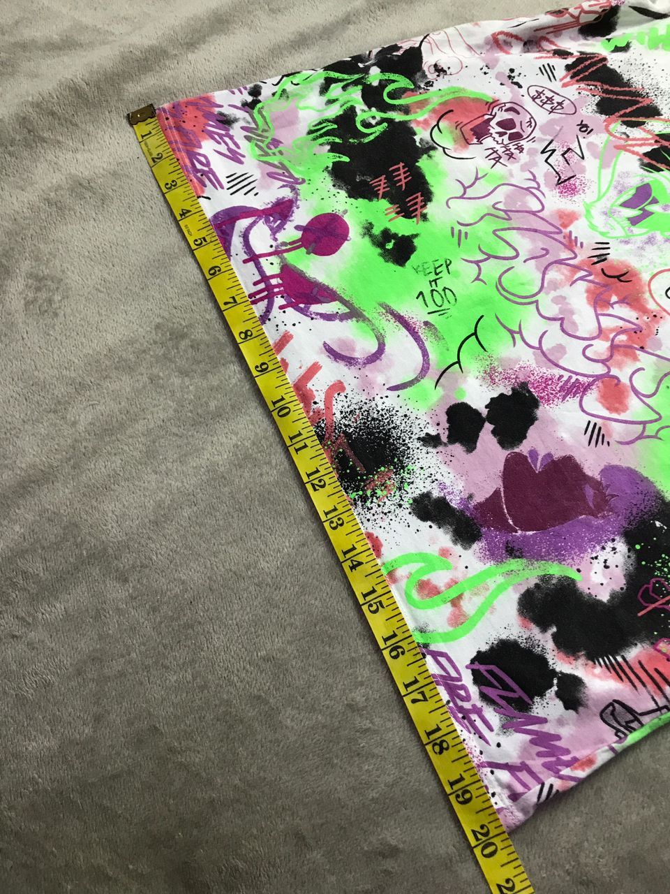 Bershka Bershka Graffiti T-Shirt Size US S / EU 44-46 / 1 - 7 Thumbnail