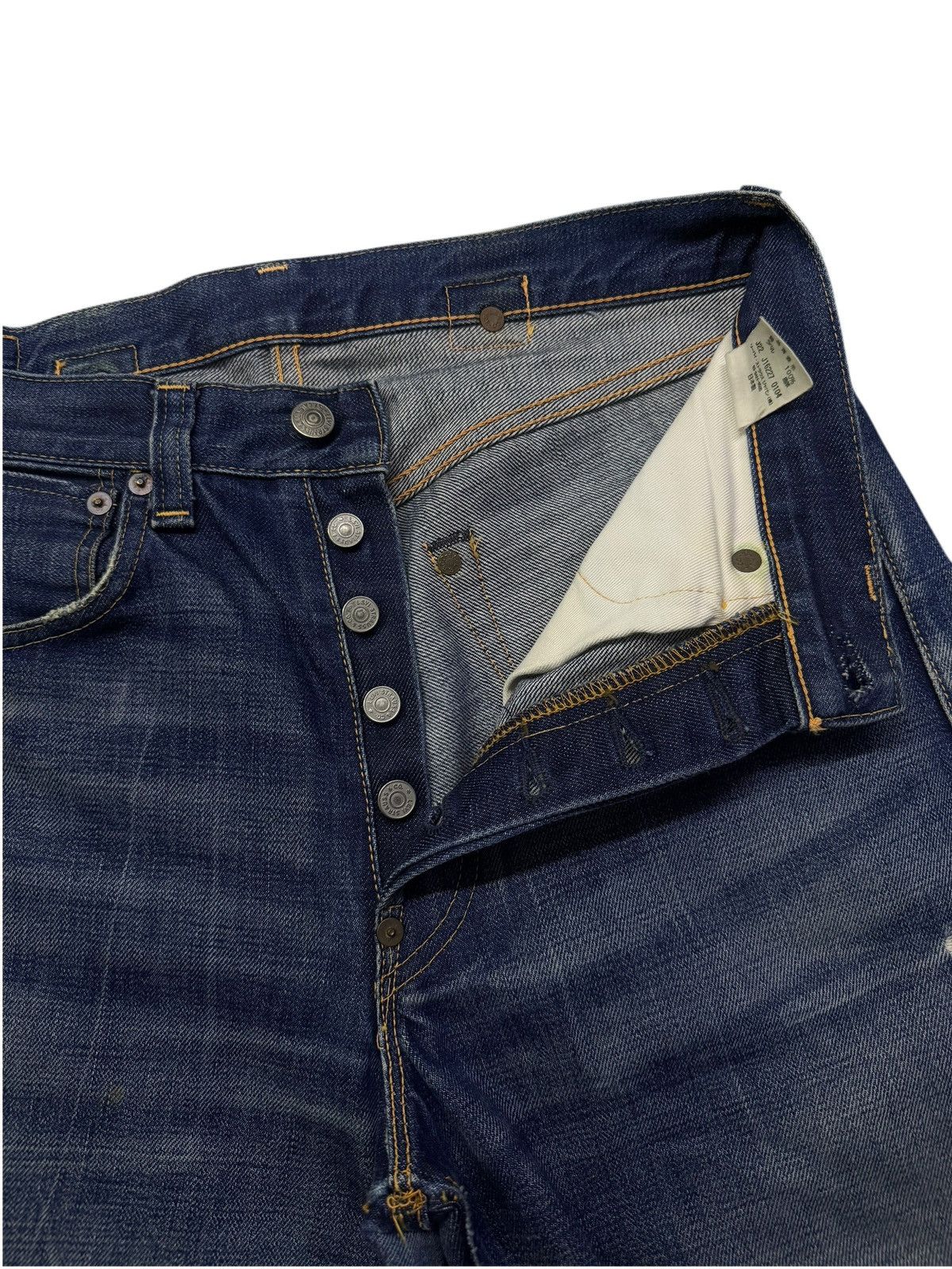 Levi's Vintage Clothing Vintage 00s Levi’s 501-XX Big E Buckle Back Selvedge Japan Size US 30 / EU 46 - 12 Thumbnail
