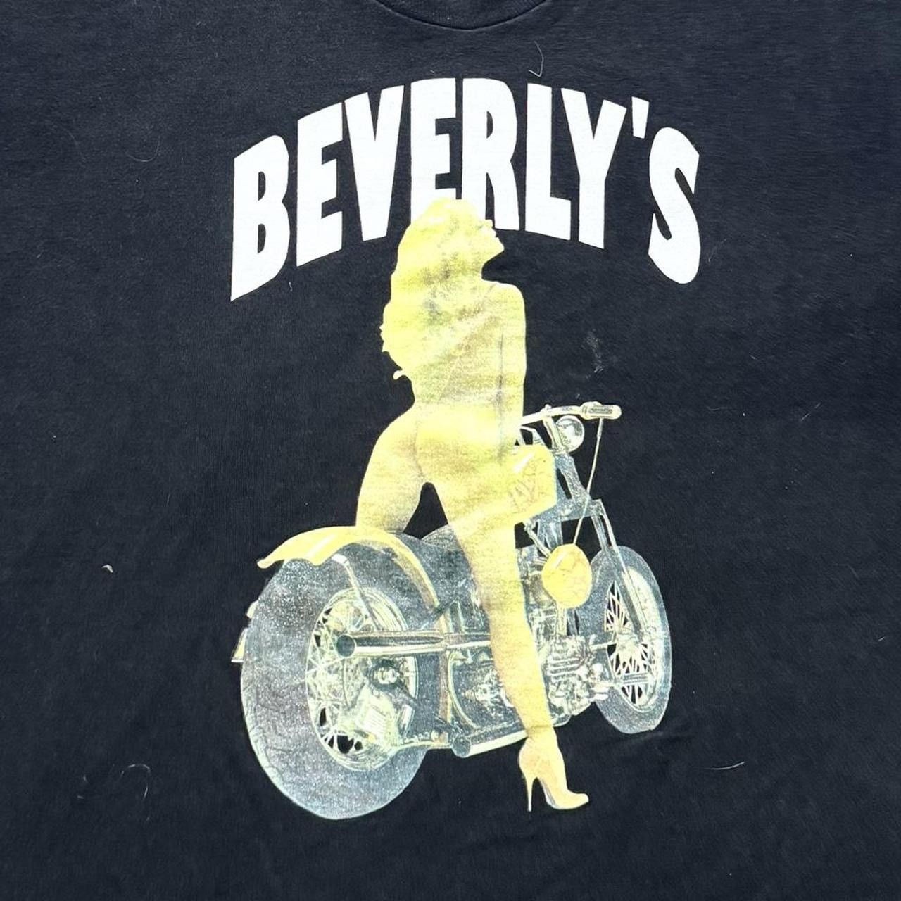Vintage Vintage 90s Beverleys Bar Austin, Texas NSFW Tee Size US XL / EU 56 / 4 - 1 Thumbnail