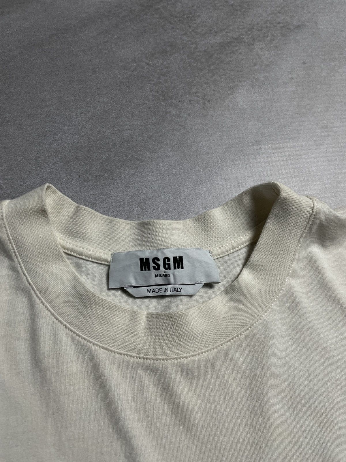 MSGM MSGM Milano Two Tone Tshirt Size US XL / EU 56 / 4 - 5 Thumbnail