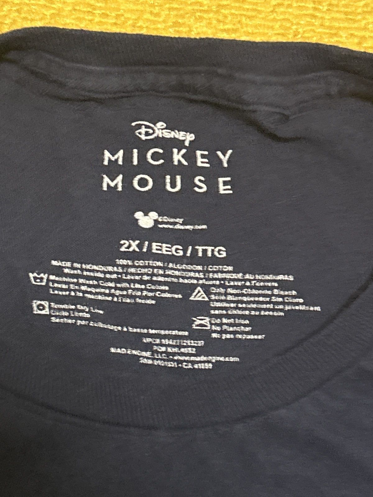 Disney × Vintage Mickey Mouse Van Gogh Tee Shirt Size US XL / EU 56 / 4 - 2 Thumbnail