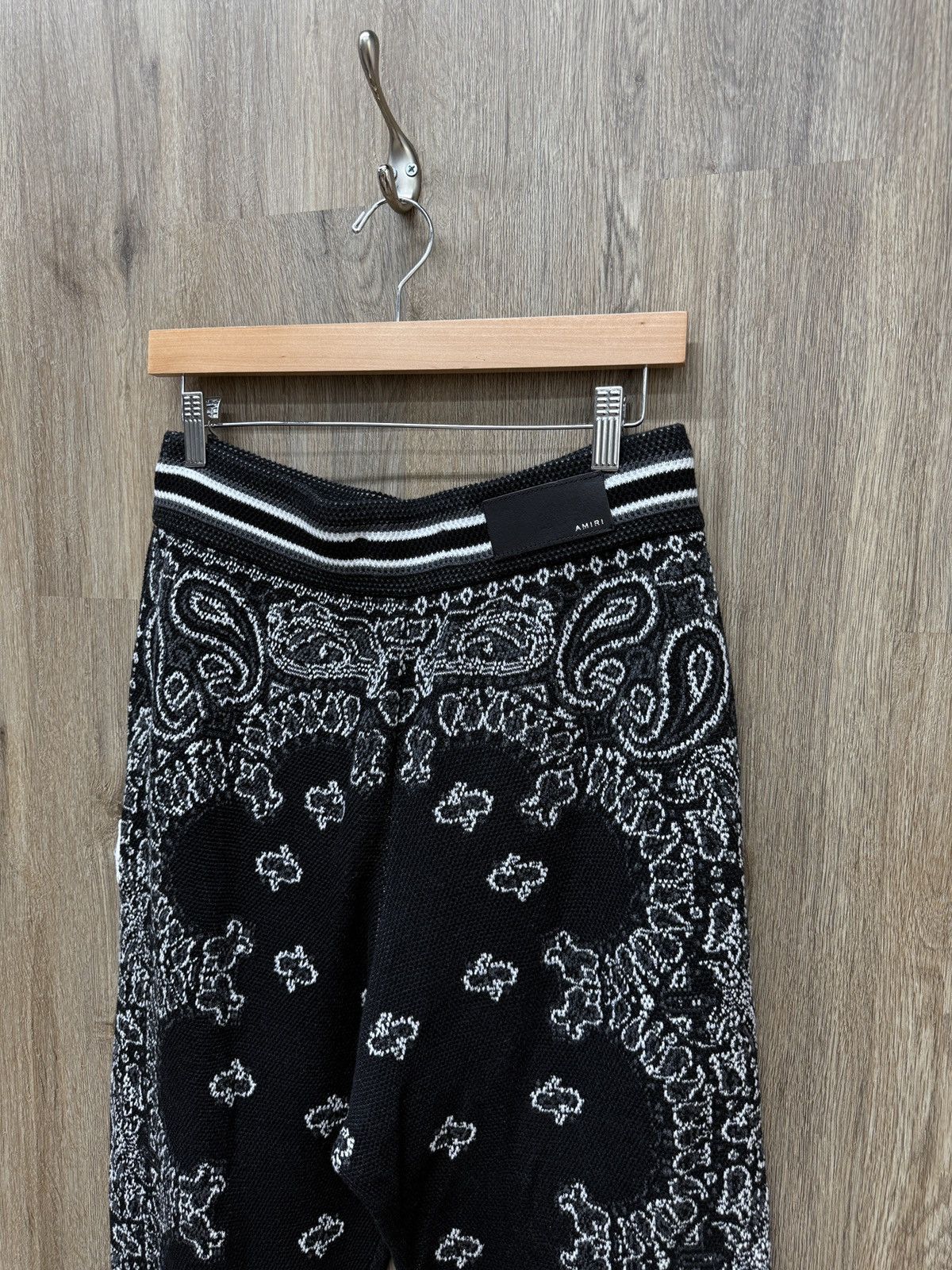 Amiri Amiri Black Bandana Sweatpants Size US 32 / EU 48 - 8 Thumbnail