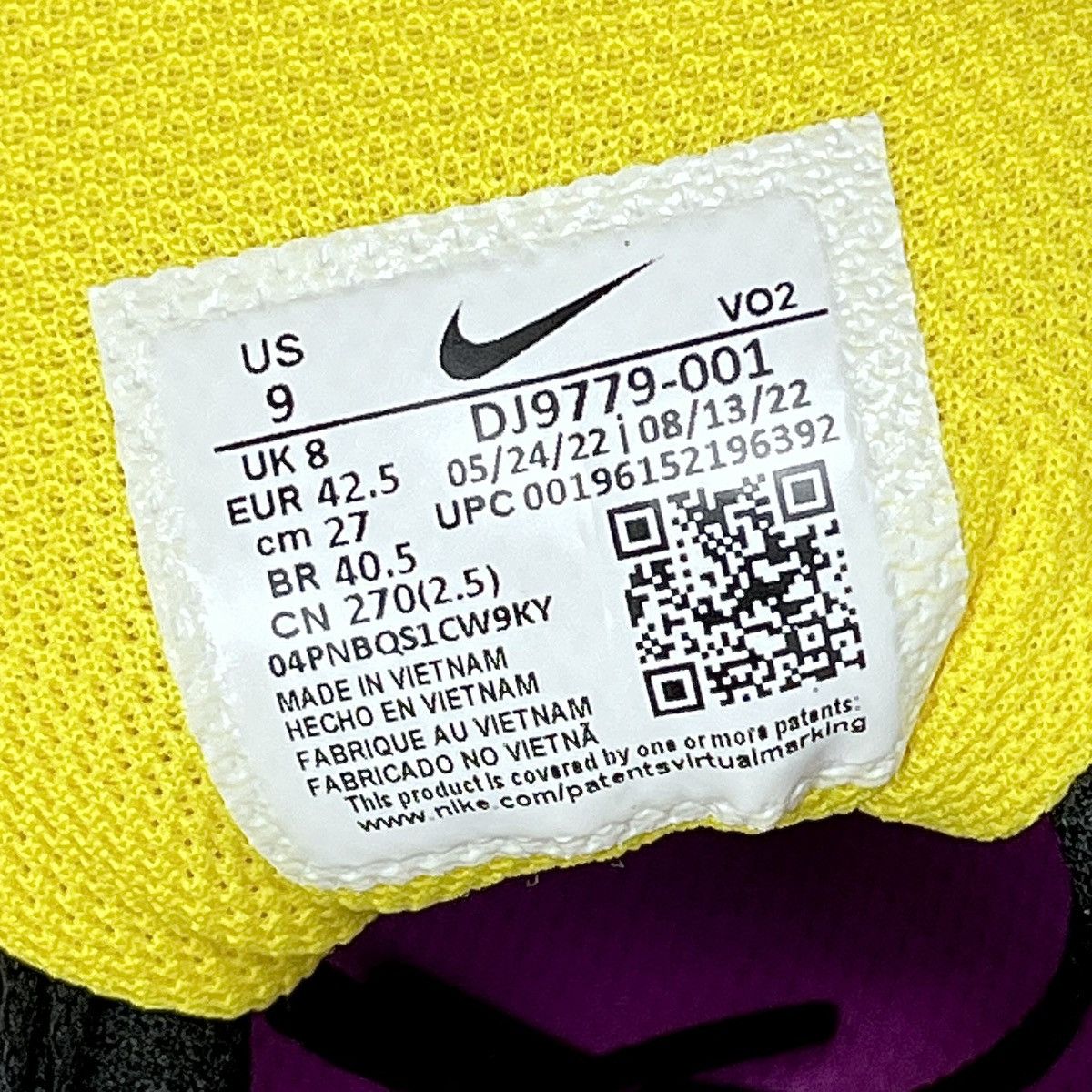 Nike Nike Air Max 90 GORE-TEX — "Black Cargo Khaki" (Authentic) Size US 9 / EU 42 - 7 Thumbnail