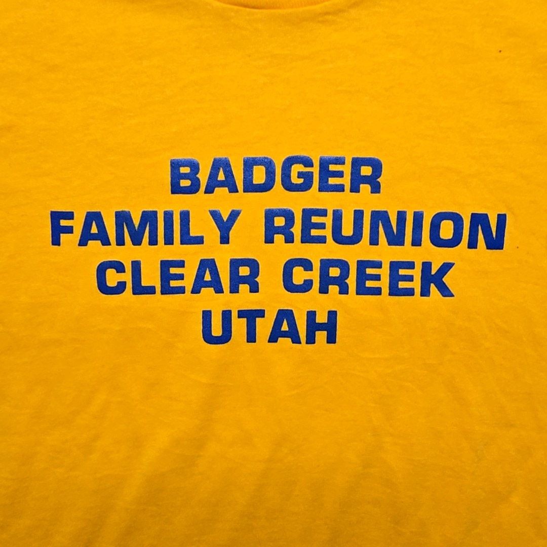 Jerzees Vintage Badger Family Reunion Clear Creek Utah Yellow L Tee Size US L / EU 52-54 / 3 - 2 Thumbnail