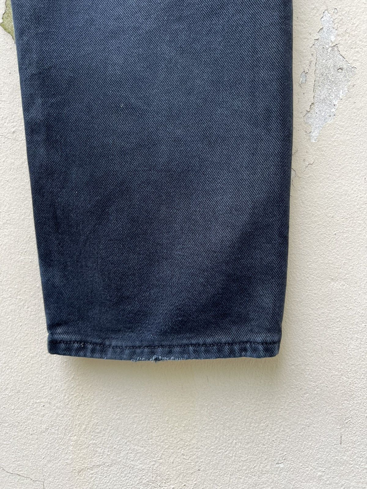 Levi's Vintage 1997 Levi’s Silvertab Fade Black Denim Relaxed Jeans Size US 29 - 21 Thumbnail