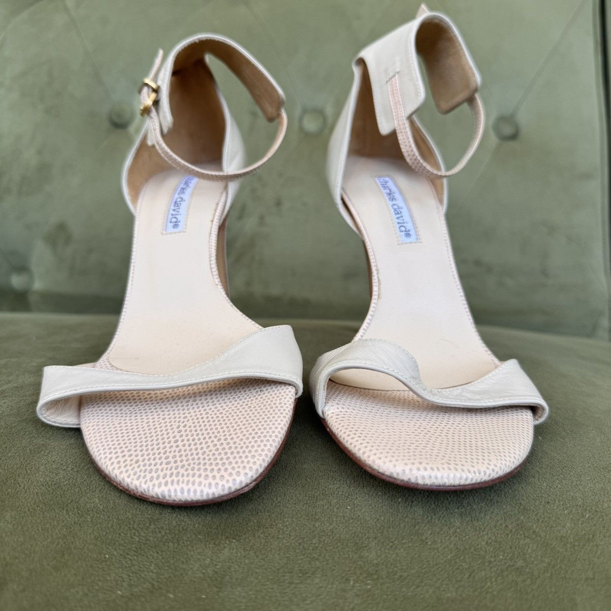 Other CHARLES DAVID Women's Camomile Pump size 9 B Size US 9 / IT 39 - 3 Thumbnail