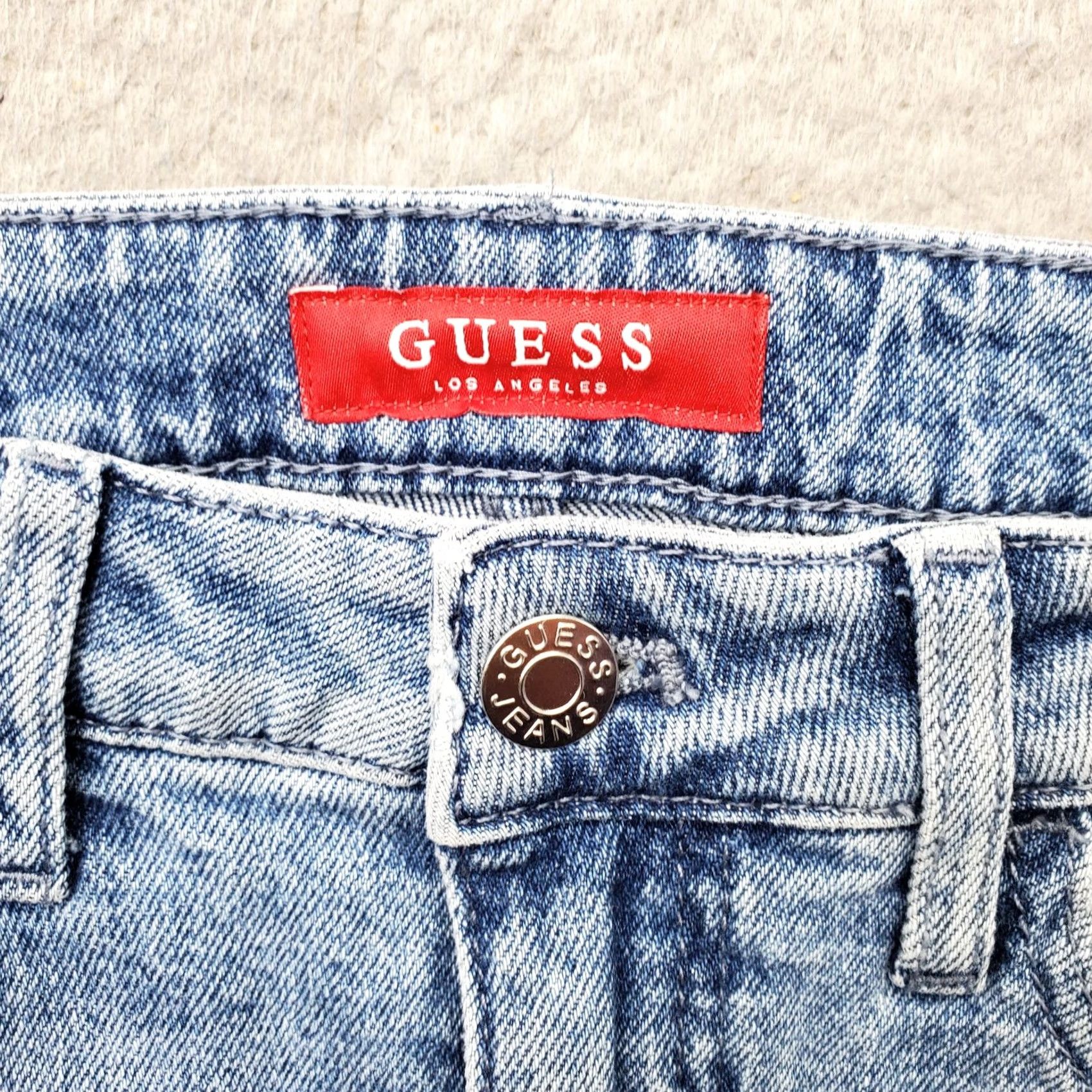 Guess GUESS Denim Shorts Womens 28 Blue Stretch Medium Wash Beaded Trim Flat Front Bermuda Shorts Mens? Womens Size 28" / US 6 / IT 42 - 6 Thumbnail