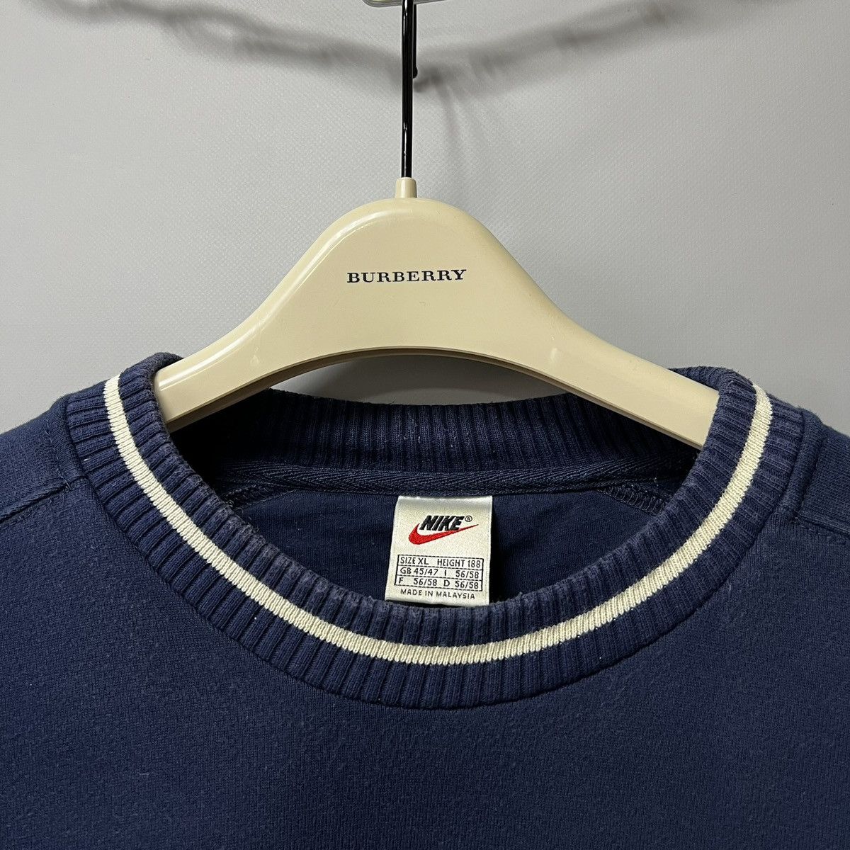 Nike Vintage 90s Nike Sweatshirt Big Logo Y2K Navy Size US XL / EU 56 / 4 - 3 Thumbnail