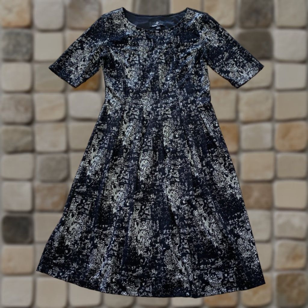 Vintage Ronni Nicole Dress Woman's Black White Short Sleeve Pullover Size 6 Knee Length Casual Vintage? Size M / US 6-8 / IT 42-44 - 1 Thumbnail