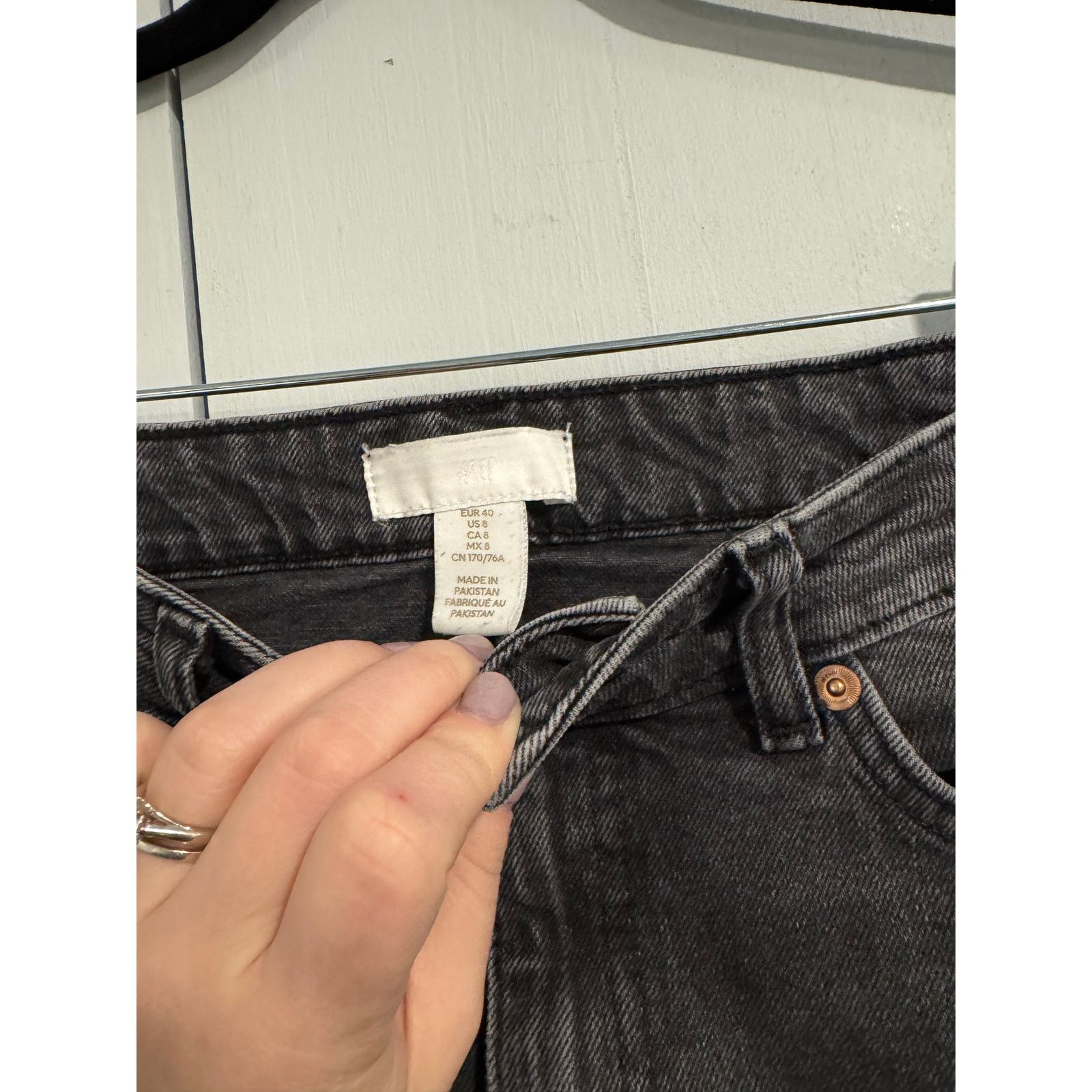H&M H&M Black Denim Mom Jeans Size 8 Size 30" / US 8 / IT 44 - 3 Thumbnail