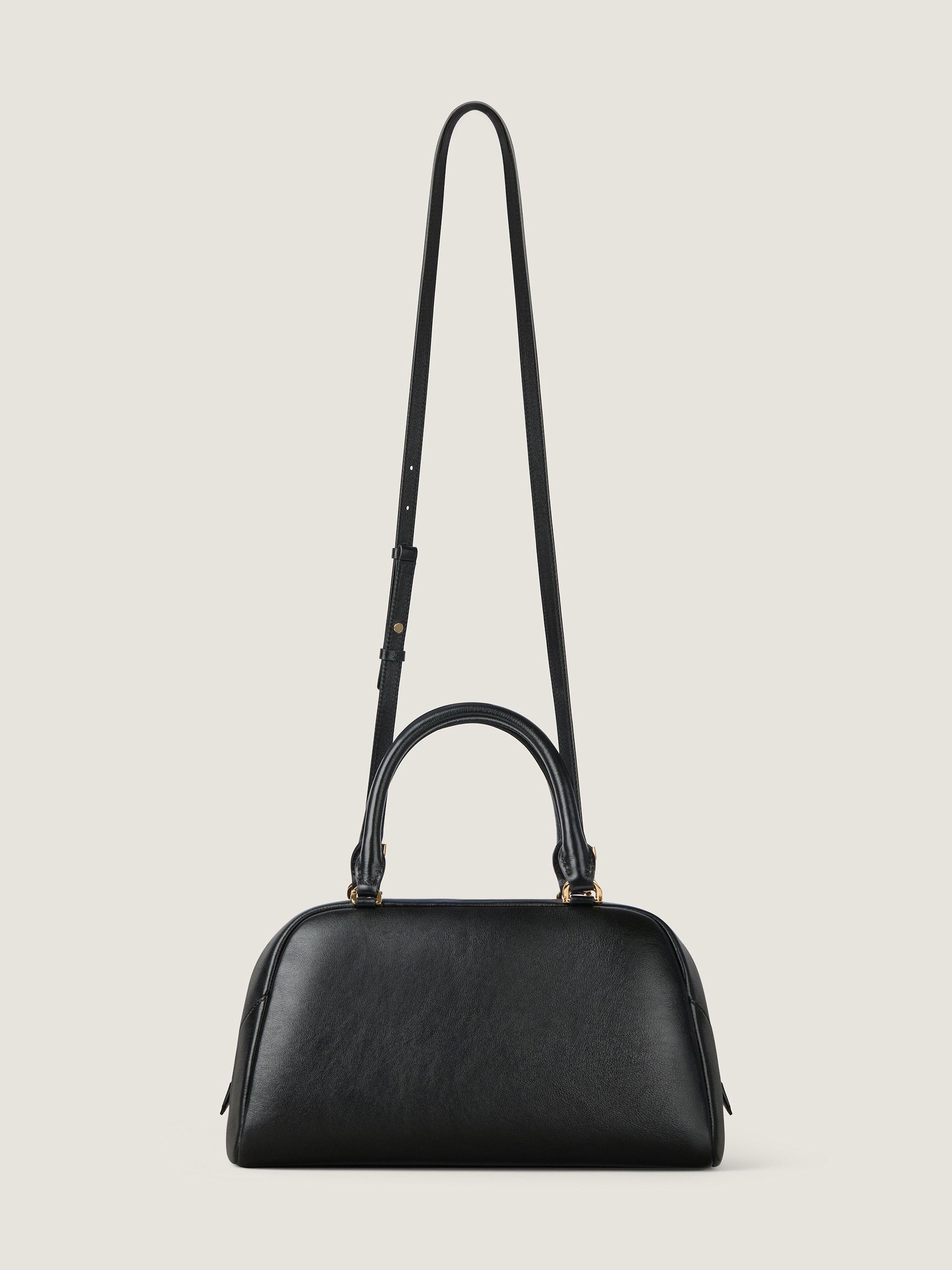 Givenchy os11x0726 Size: OS / Antigona East-West Bowling Bag in Black Size ONE SIZE - 4 Thumbnail