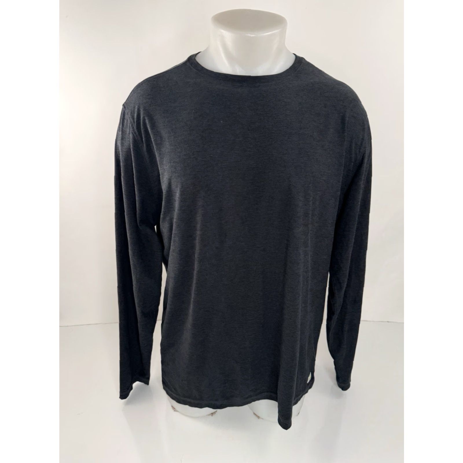 Vuori Vuori XL Pullover Mens XL Long Sleeve TShirt Gray Size US XL / EU 56 / 4 - 2 Thumbnail