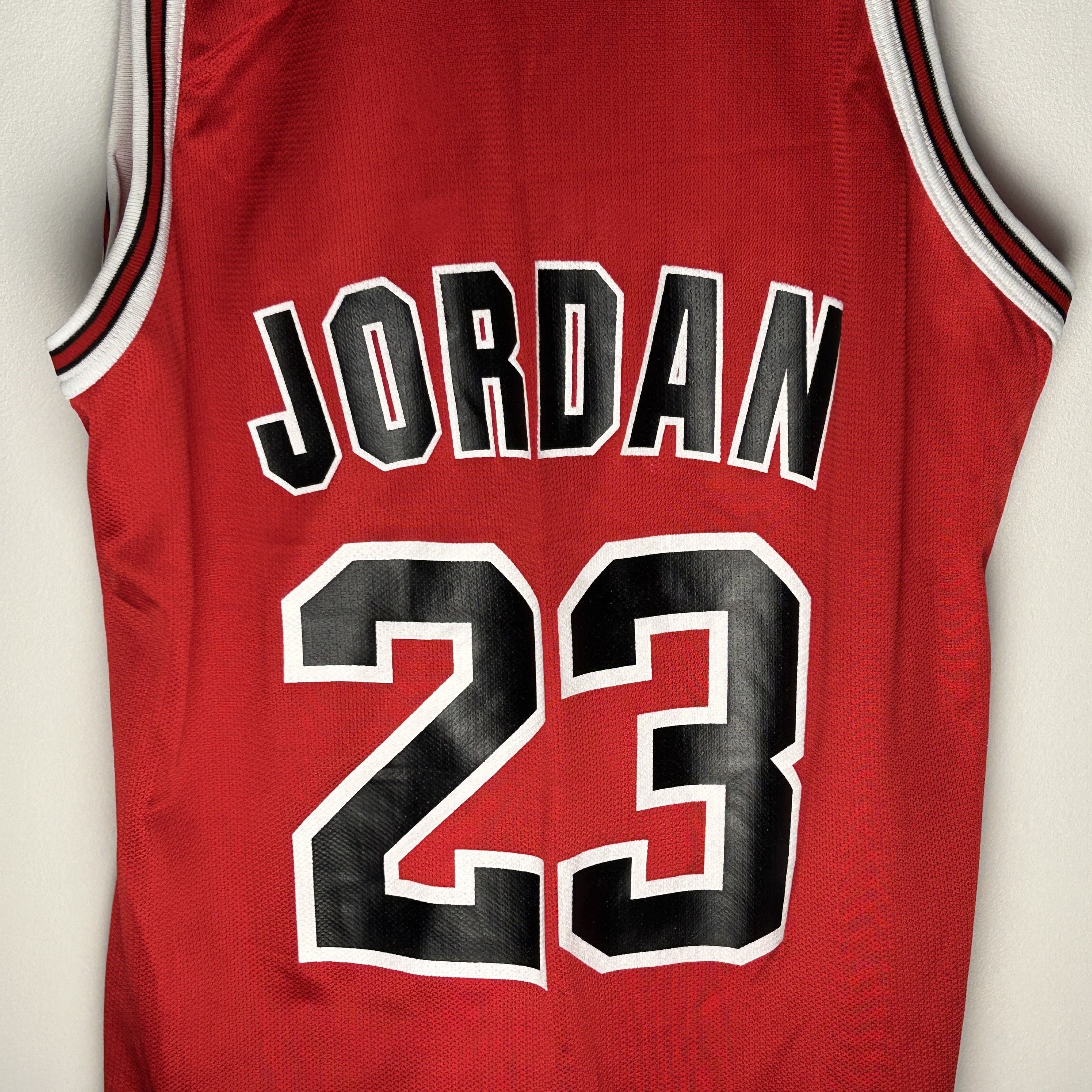 Champion Vintage Chicago Bulls Jordan 23 Champion Jersey Size US M / EU 48-50 / 2 - 4 Thumbnail