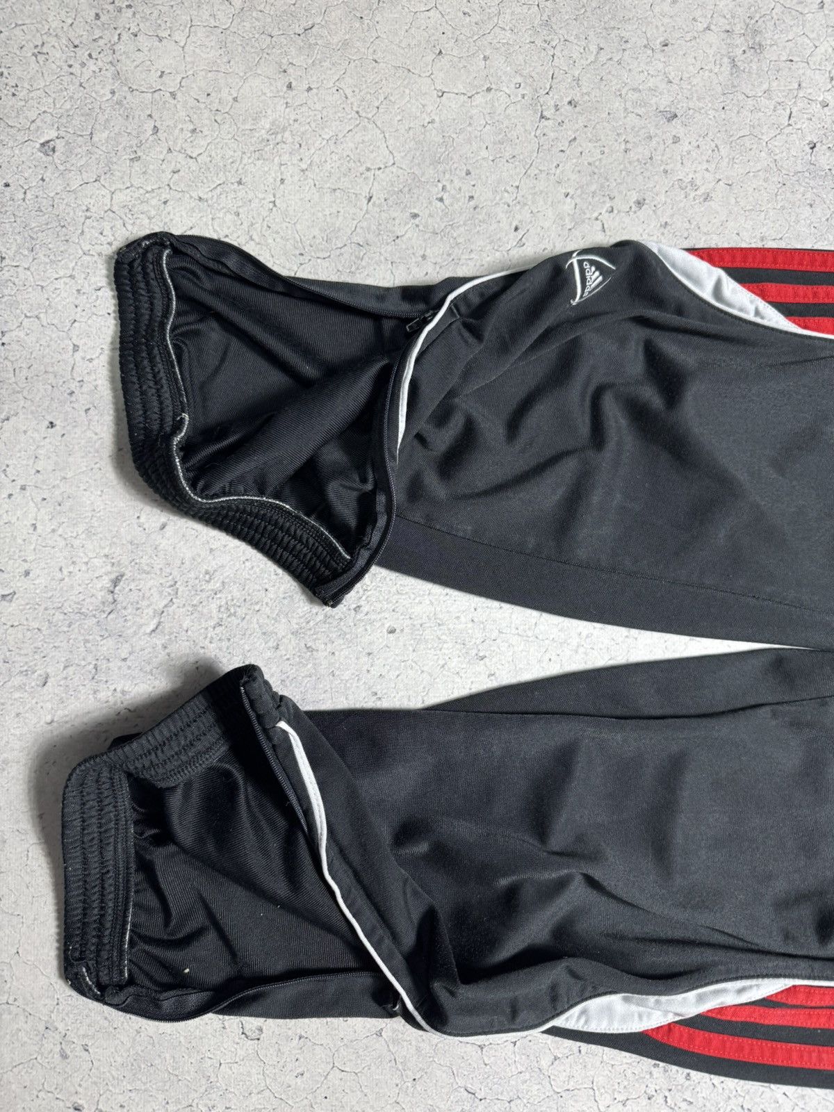 Adidas Adidas FC Milan Vintage Football Track Pants Black Size US 30 / EU 46 - 5 Thumbnail