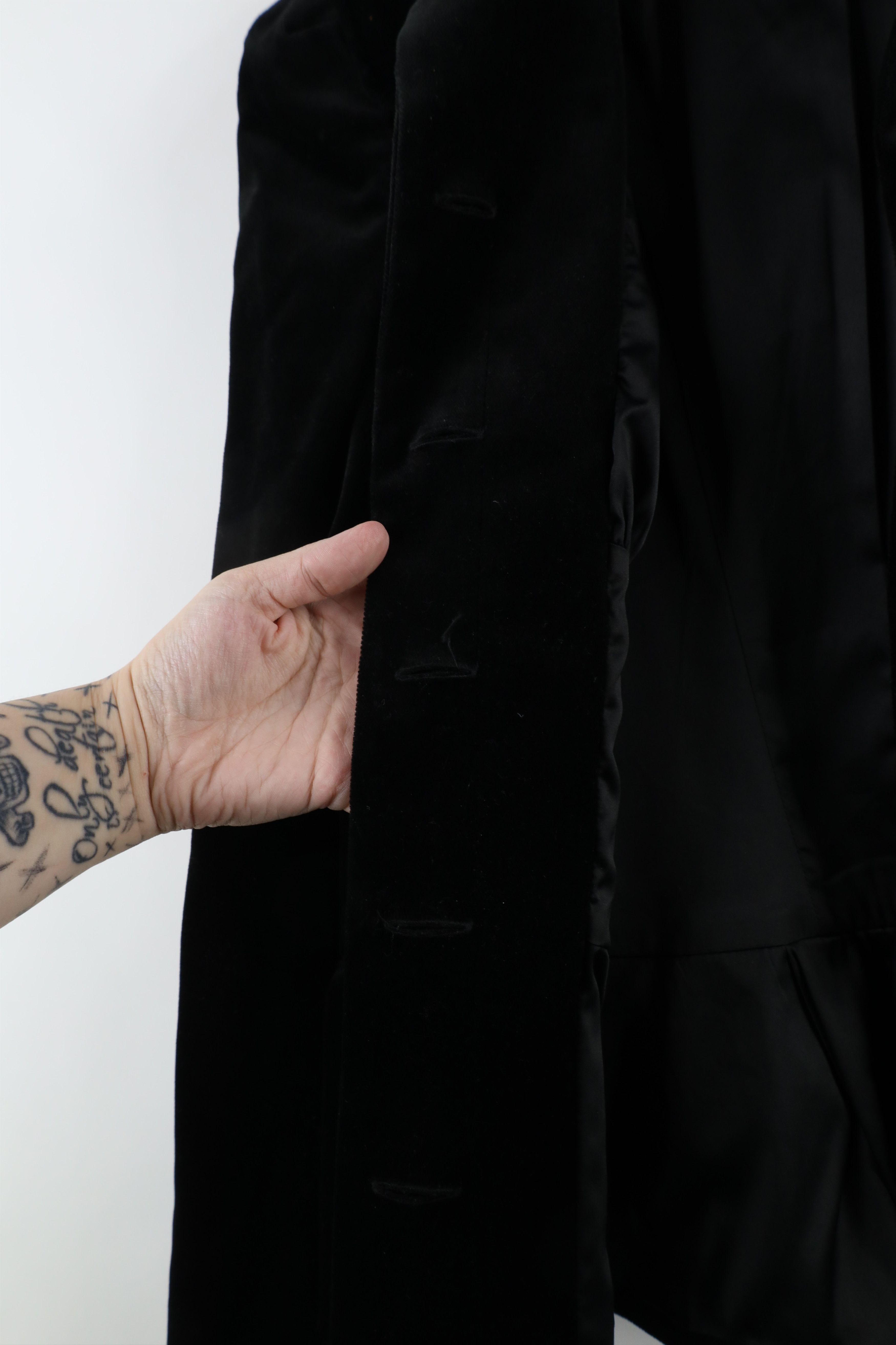 Diane von Furstenberg × Vintage Diane von Furstenberg Lucille Velvet Velour Jacket Black Size M / US 6-8 / IT 42-44 - 9 Thumbnail