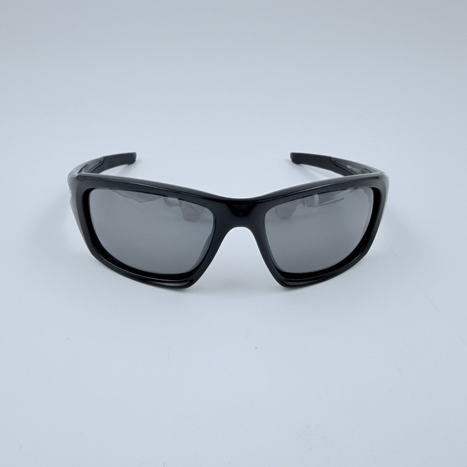Oakley NEW Oakley Valve OO9236-01 Polished Black/Black Iridium Size ONE SIZE - 2 Thumbnail
