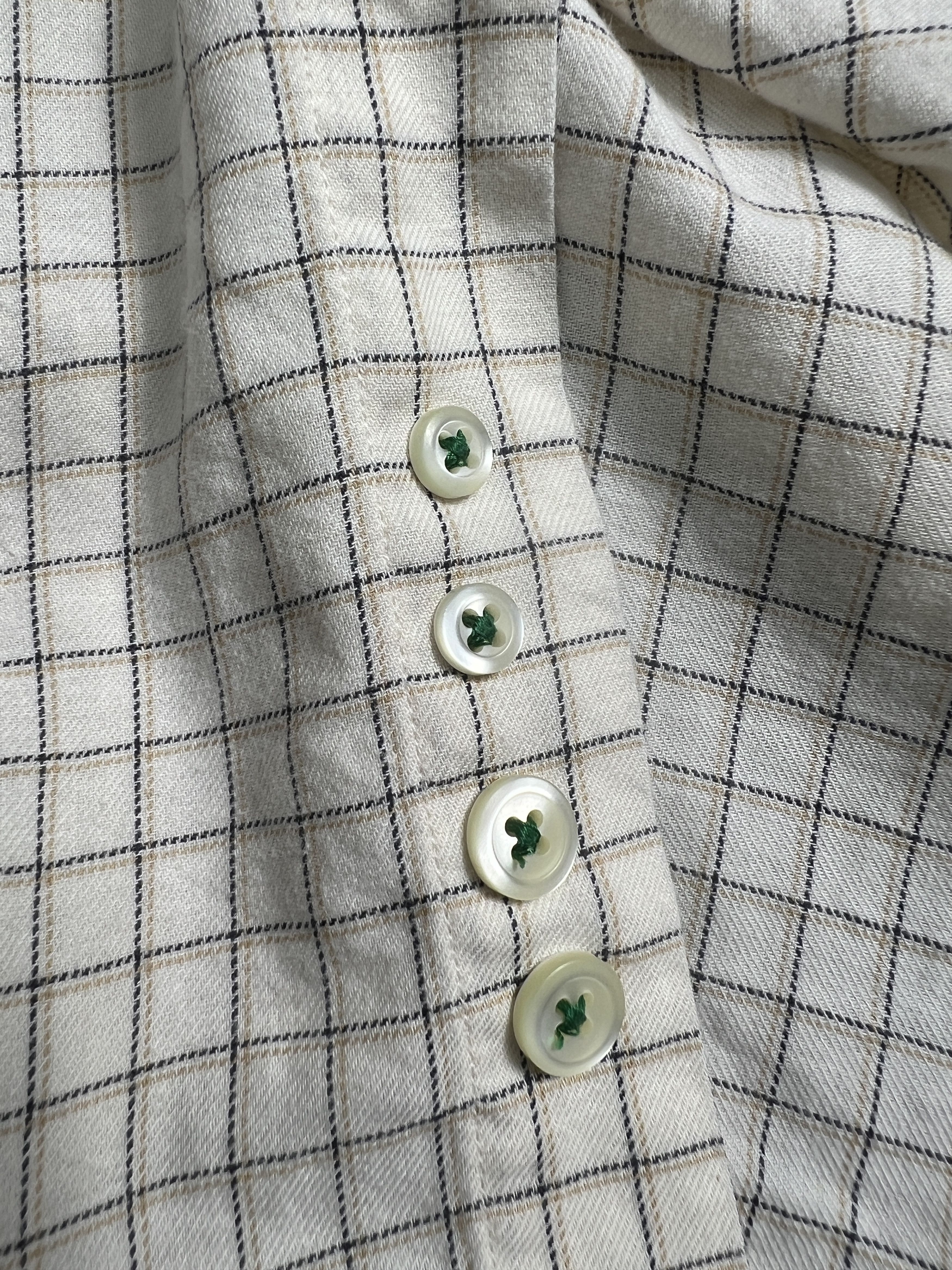 Tommy Hilfiger × Vintage Vintage Tommy Hilfiger Plaid Buttons Up Shirt JK640 Size US L / EU 52-54 / 3 - 5 Thumbnail