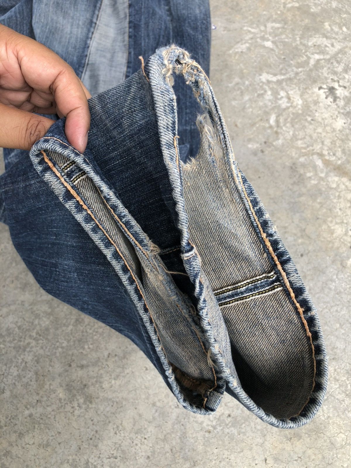 Evisu Evisu Lot 5040 Sakura Daicock Selvedge Denim Distressed Size US 35 - 14 Thumbnail