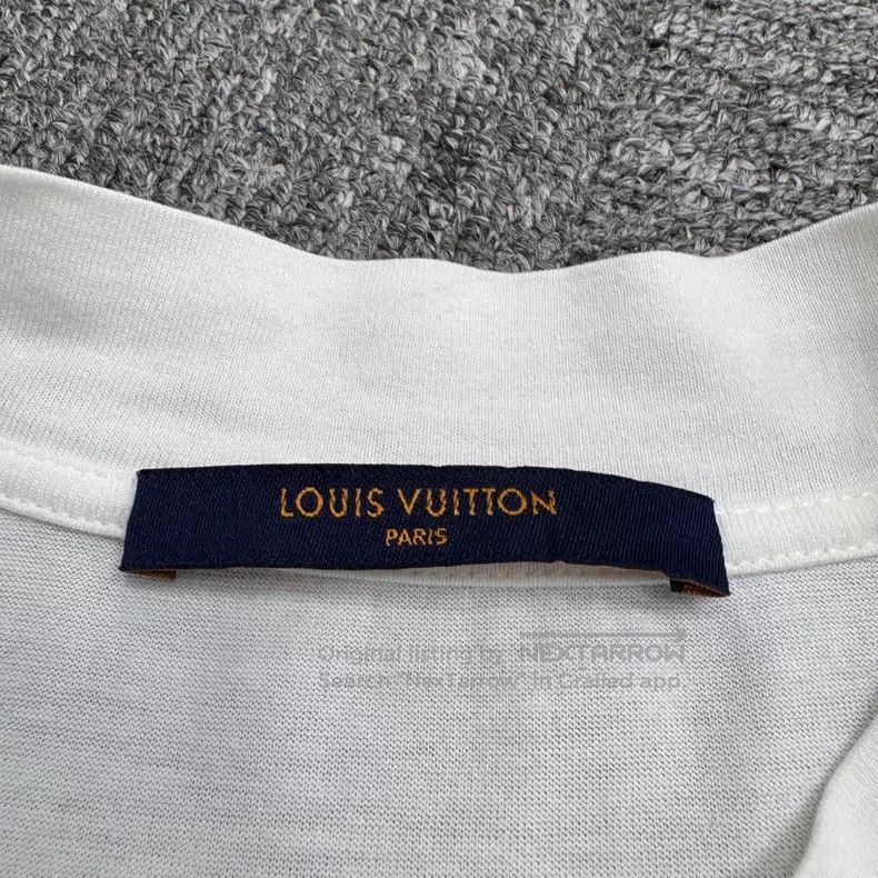 Louis Vuitton Louis Vuitton Neckline embroidered monogram short sleeve Size US L / EU 52-54 / 3 - 2 Thumbnail