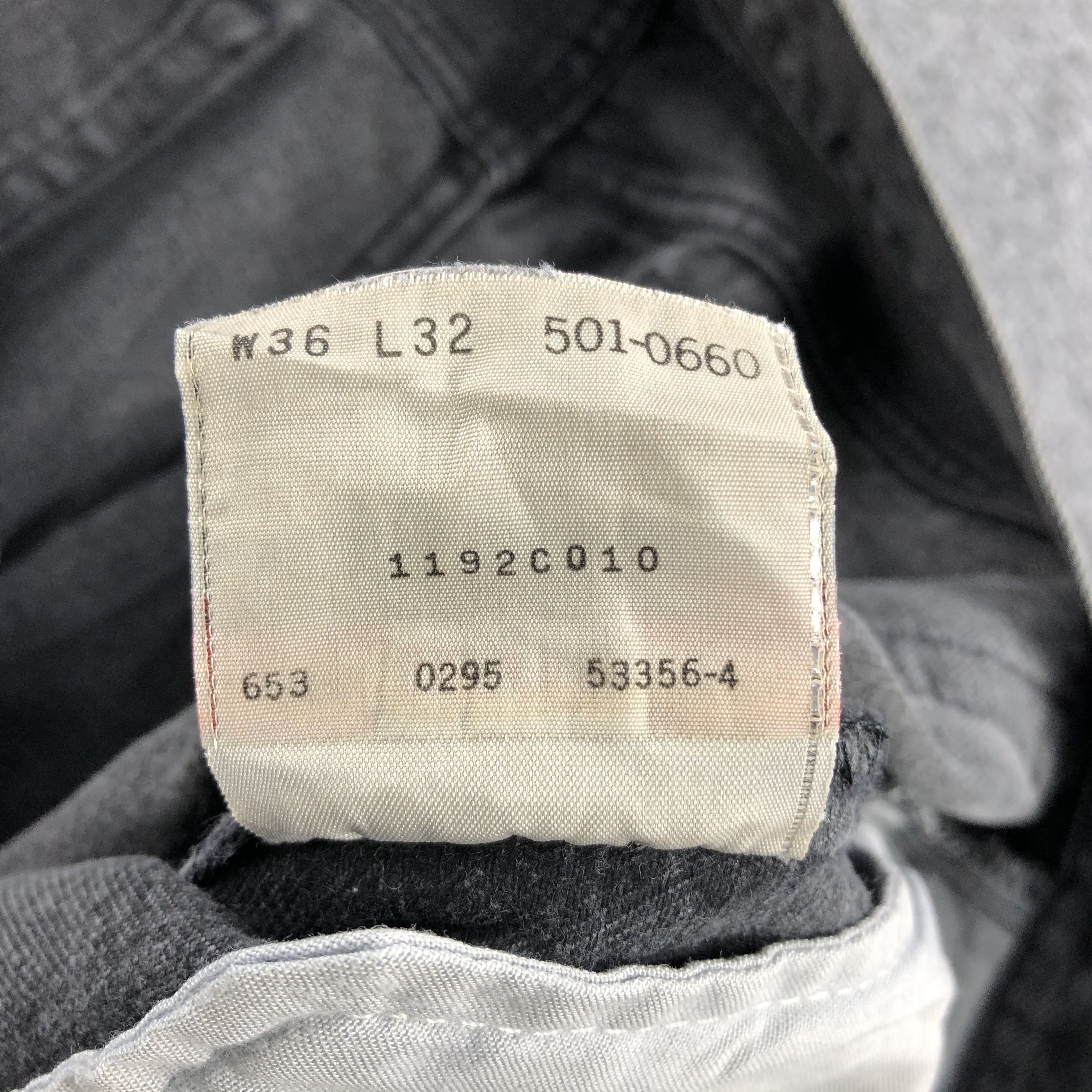 Levi's 90s Vintage Distress Levis 501 Jeans-J1439 Size US 35 - 14 Thumbnail