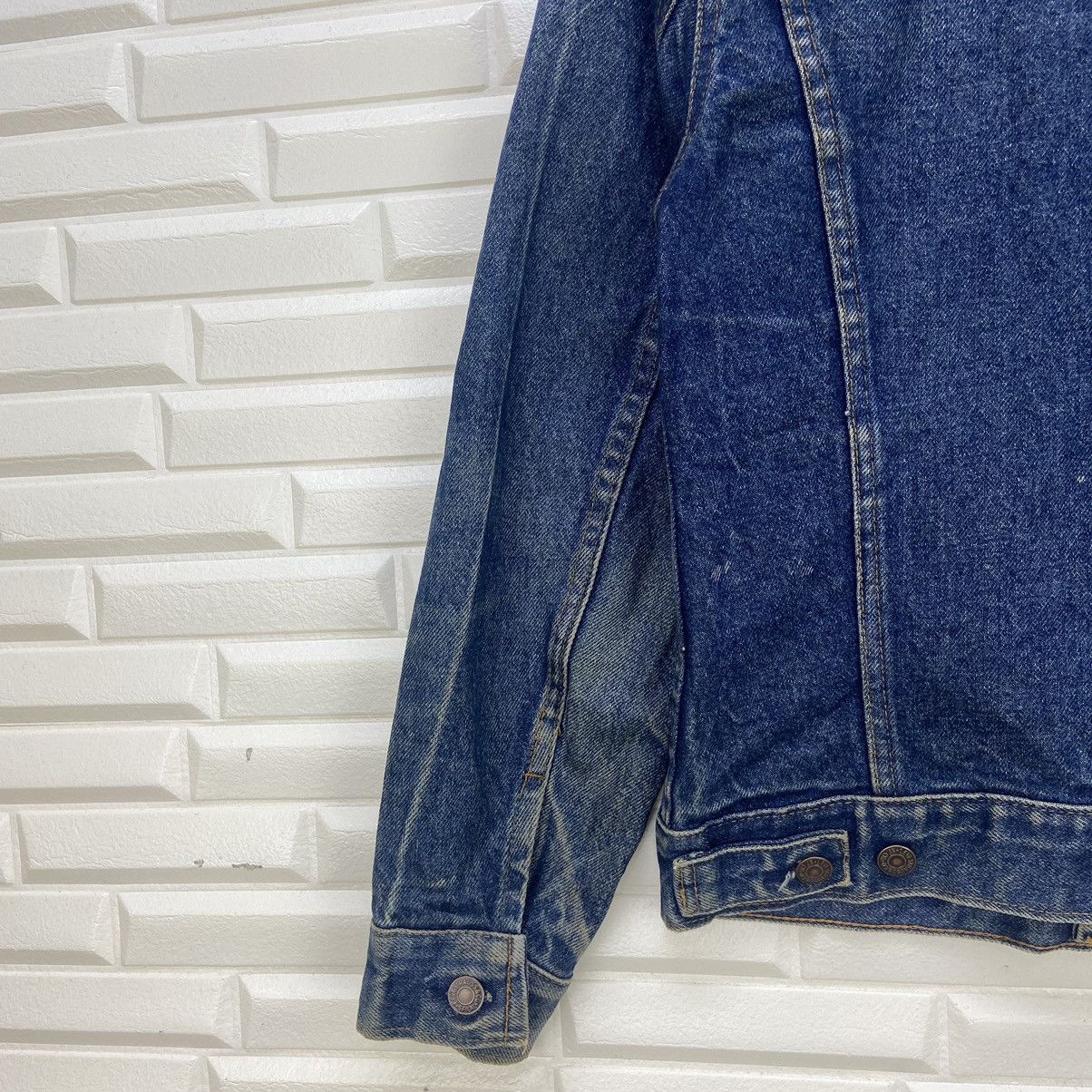 Levi's Vintage Clothing Made in USA Vintage Levi’s Trucker Denim Jacket Size US S / EU 44-46 / 1 - 12 Thumbnail