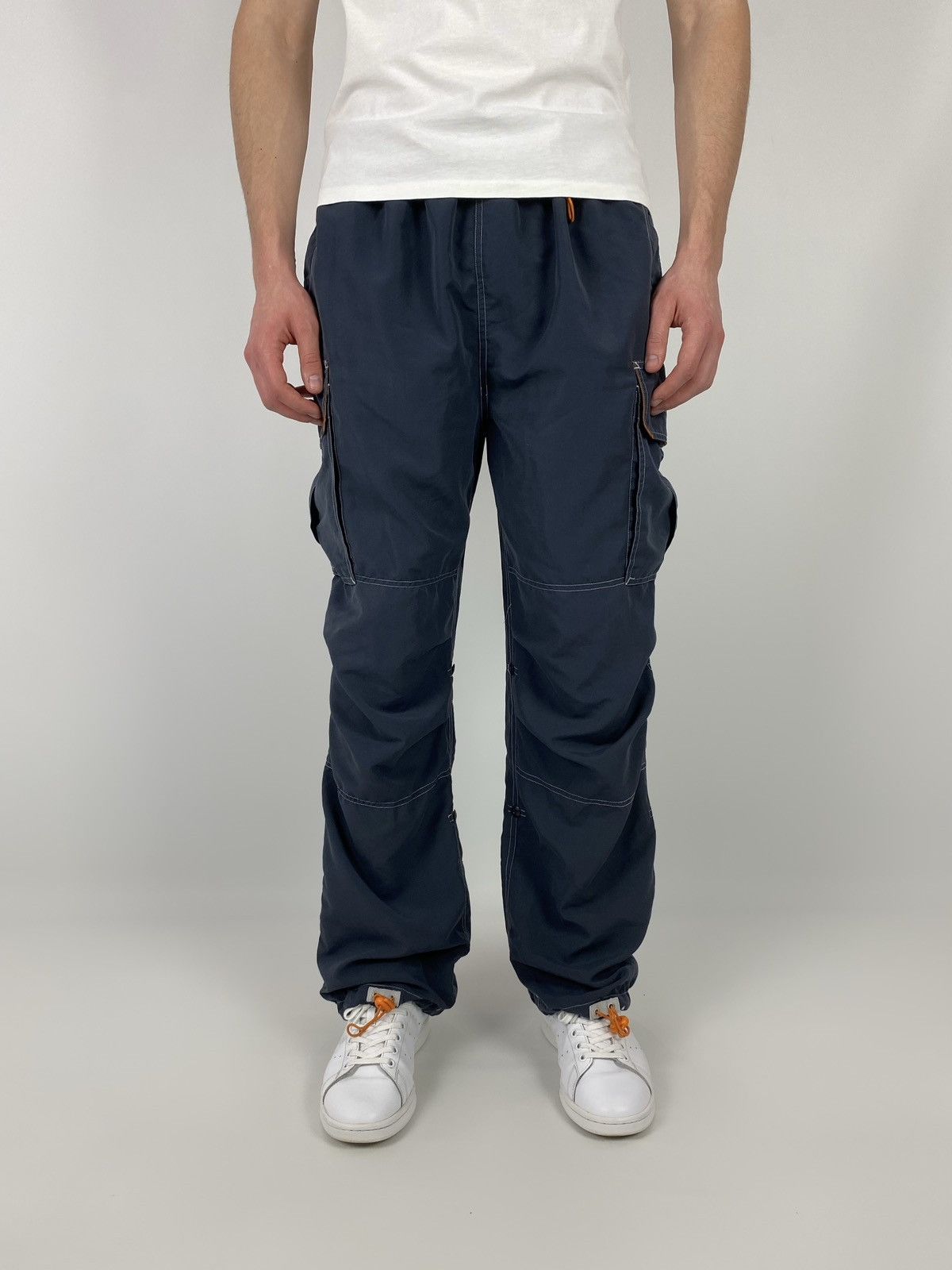 Vintage Y2K Vintage CSActive Lightweight Parachute Navy Cargo Pants Size US 35 - 1 Thumbnail