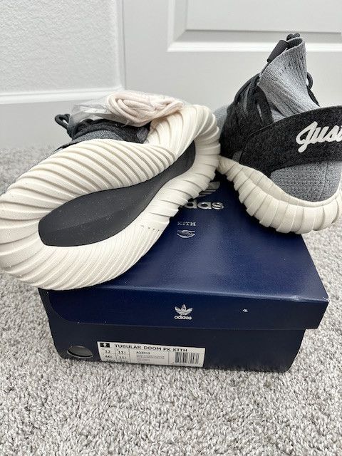 Adidas × Ronnie Fieg ADIDAS RONNIE FIEG ConsortiumSeries Tubular Doom PK KITH 12 Size US 12 / EU 45 - 3 Thumbnail