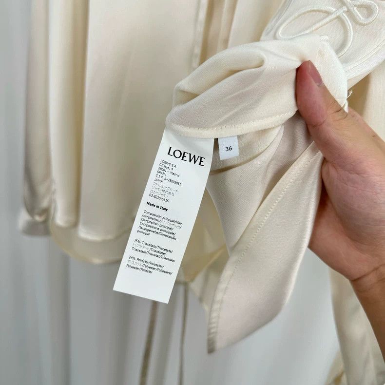 Loewe Loewe Embroidered Logo pocket silk shirt Size S / US 4 / IT 40 - 6 Thumbnail