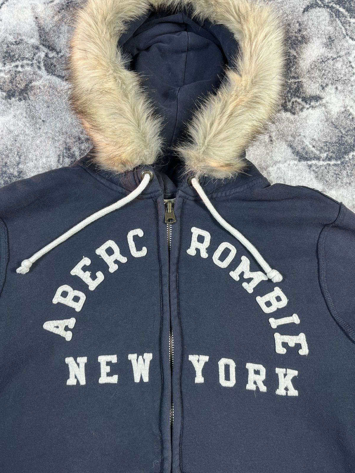 Abercrombie & Fitch Abercrombie & Fitch Fur Hood Zip Hoodie Navy XXL Size US XXL / EU 58 / 5 - 5 Thumbnail